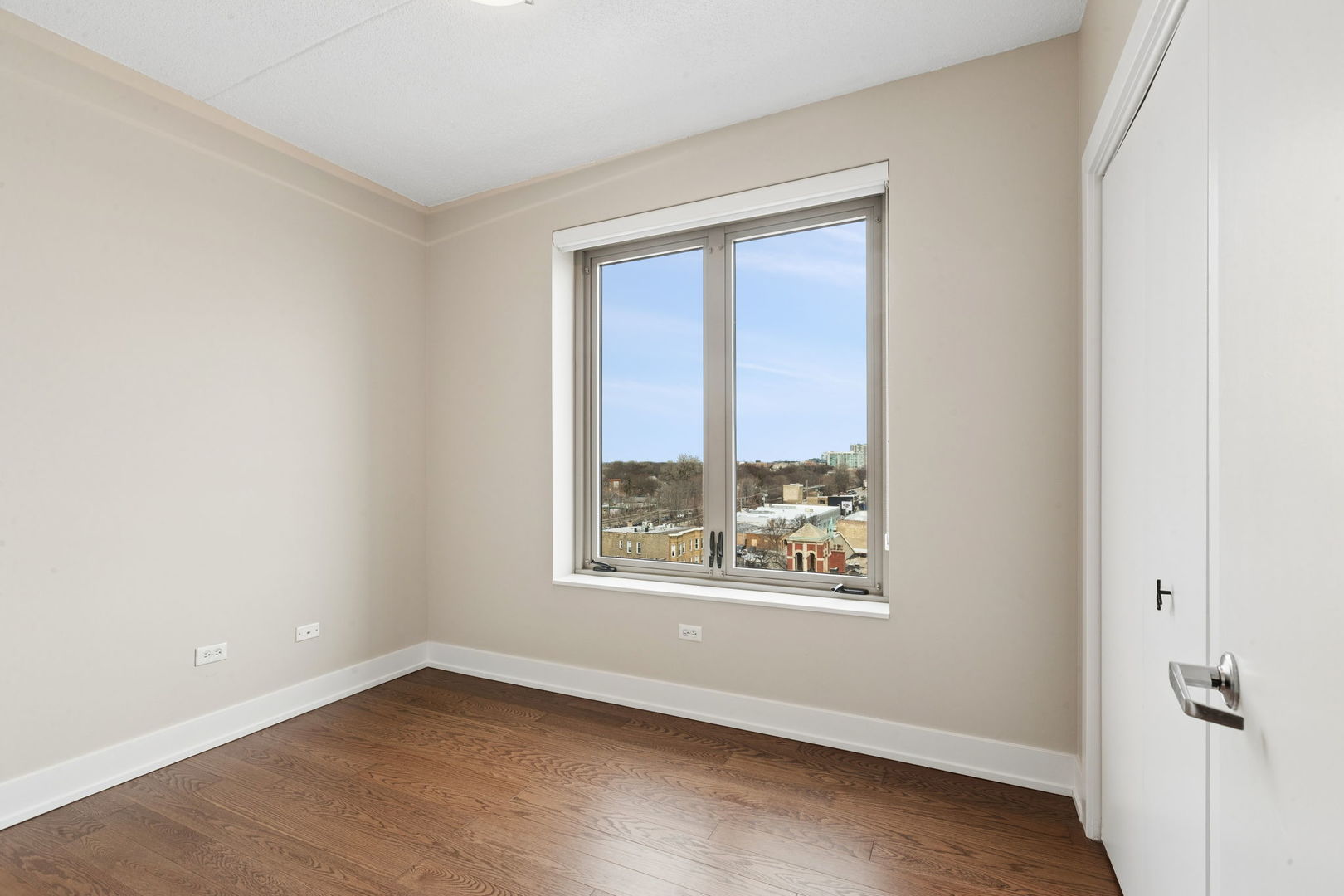 515 MAIN Street Unit: 802