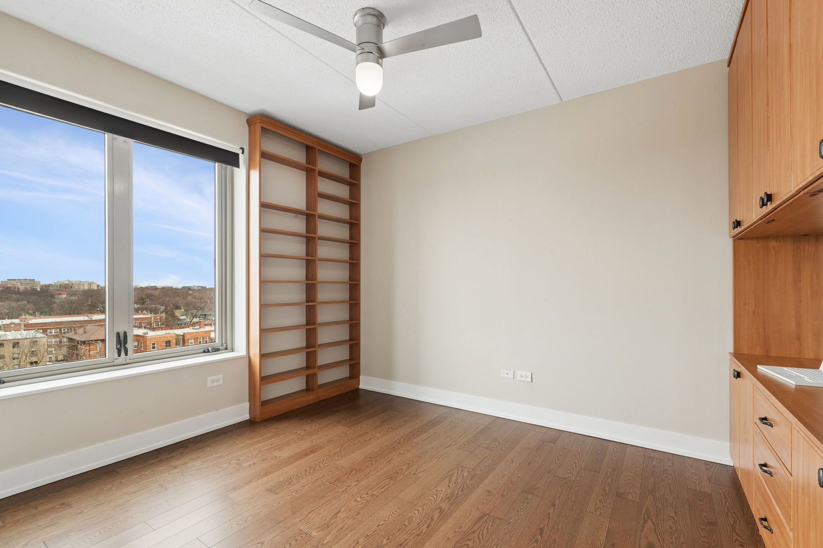 515 MAIN Street Unit: 802