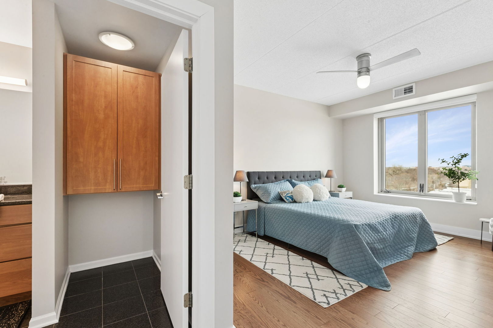 515 MAIN Street Unit: 802