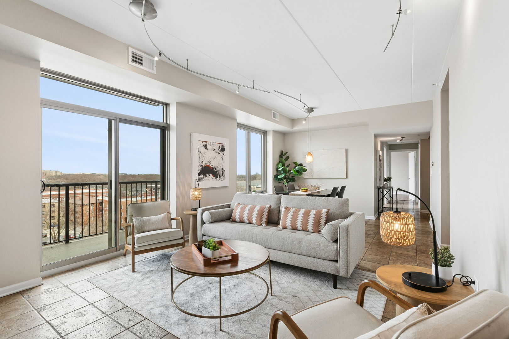 515 MAIN Street Unit: 802