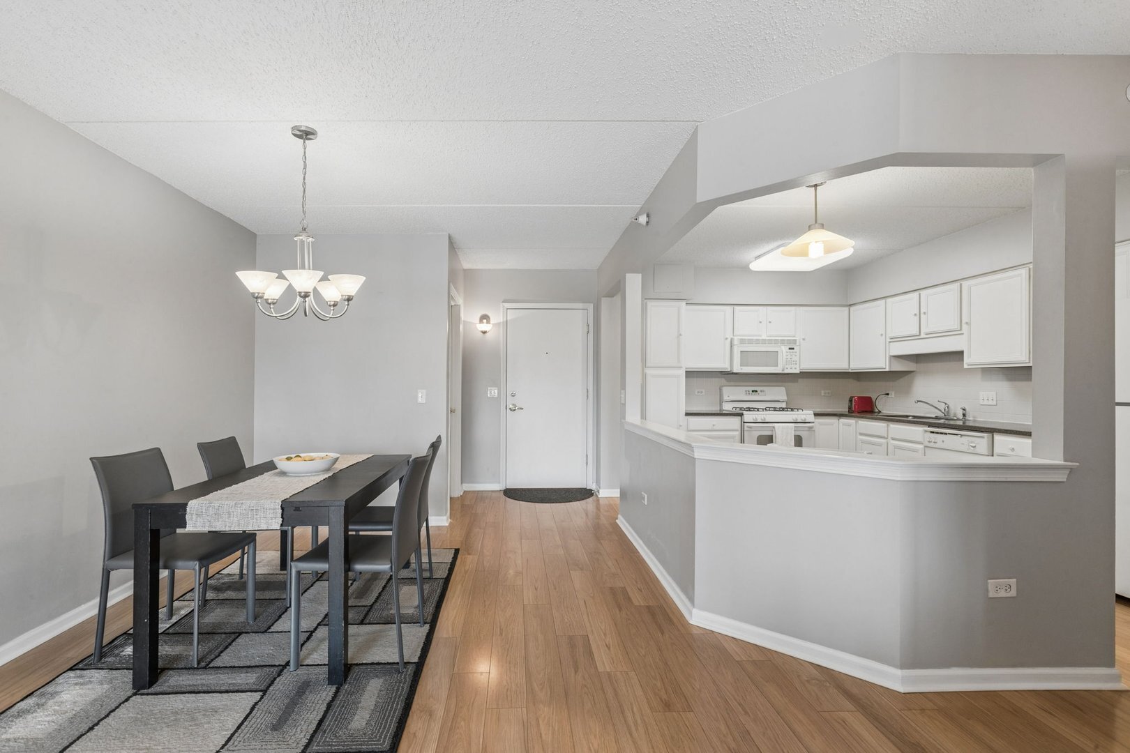 5155 Madison Street Unit: 3-208