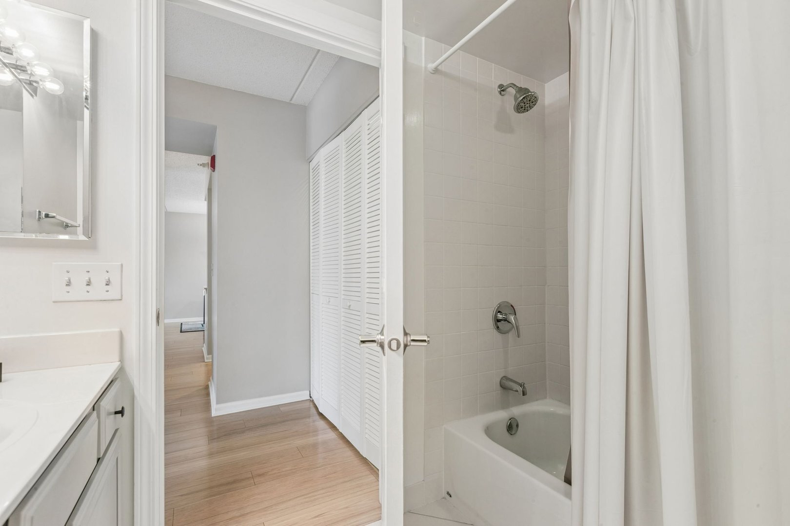 5155 Madison Street Unit: 3-208