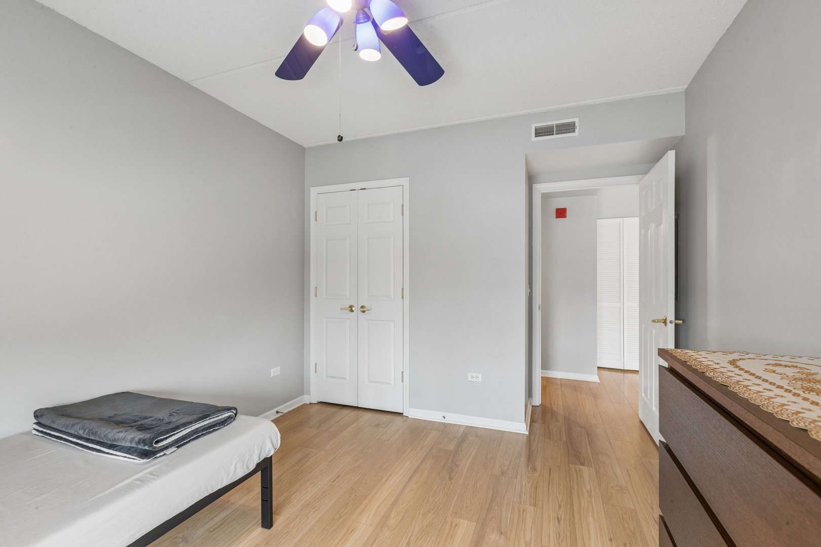 5155 Madison Street Unit: 3-208