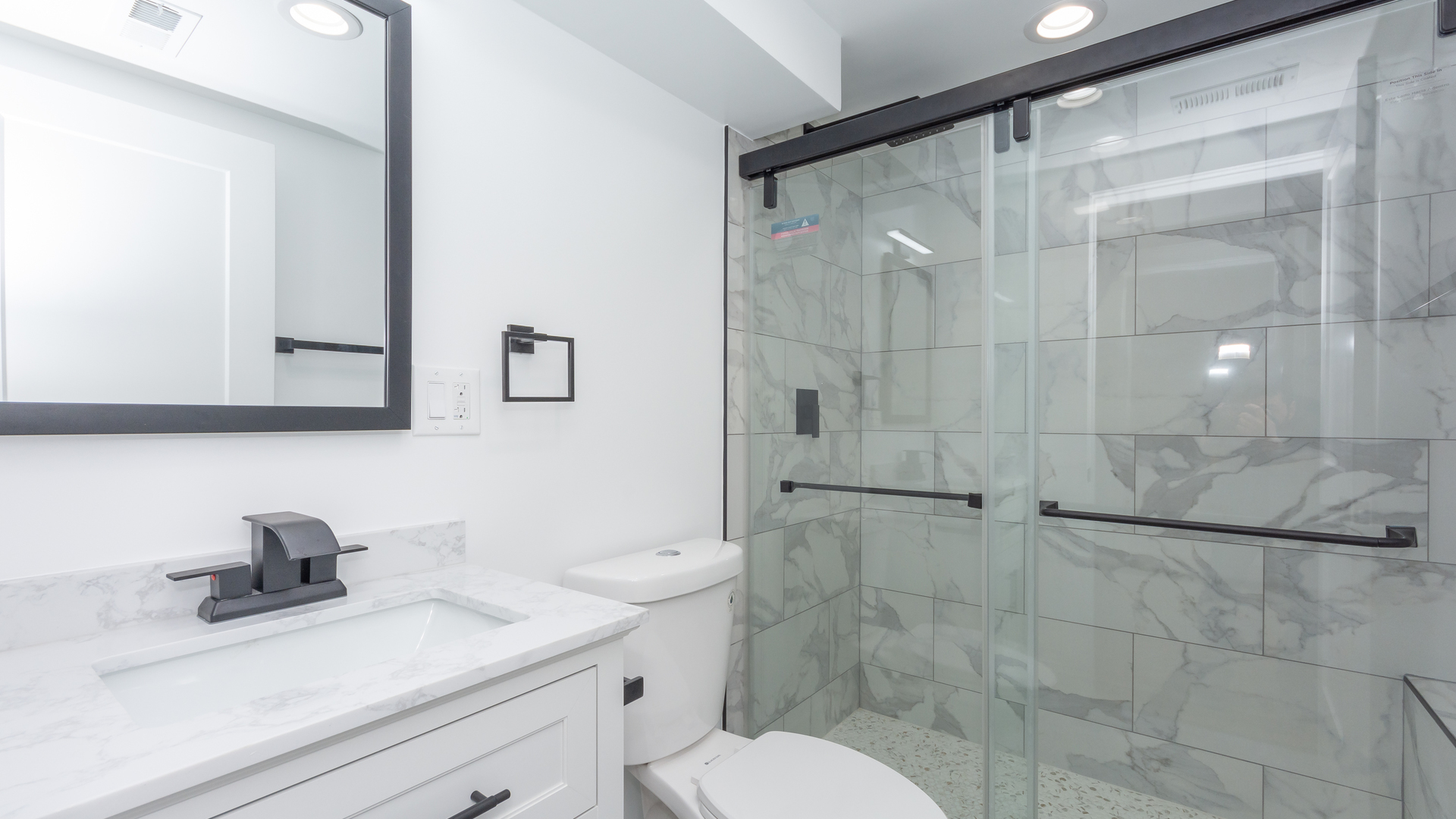 2036 N Hoyne Avenue Unit: 1