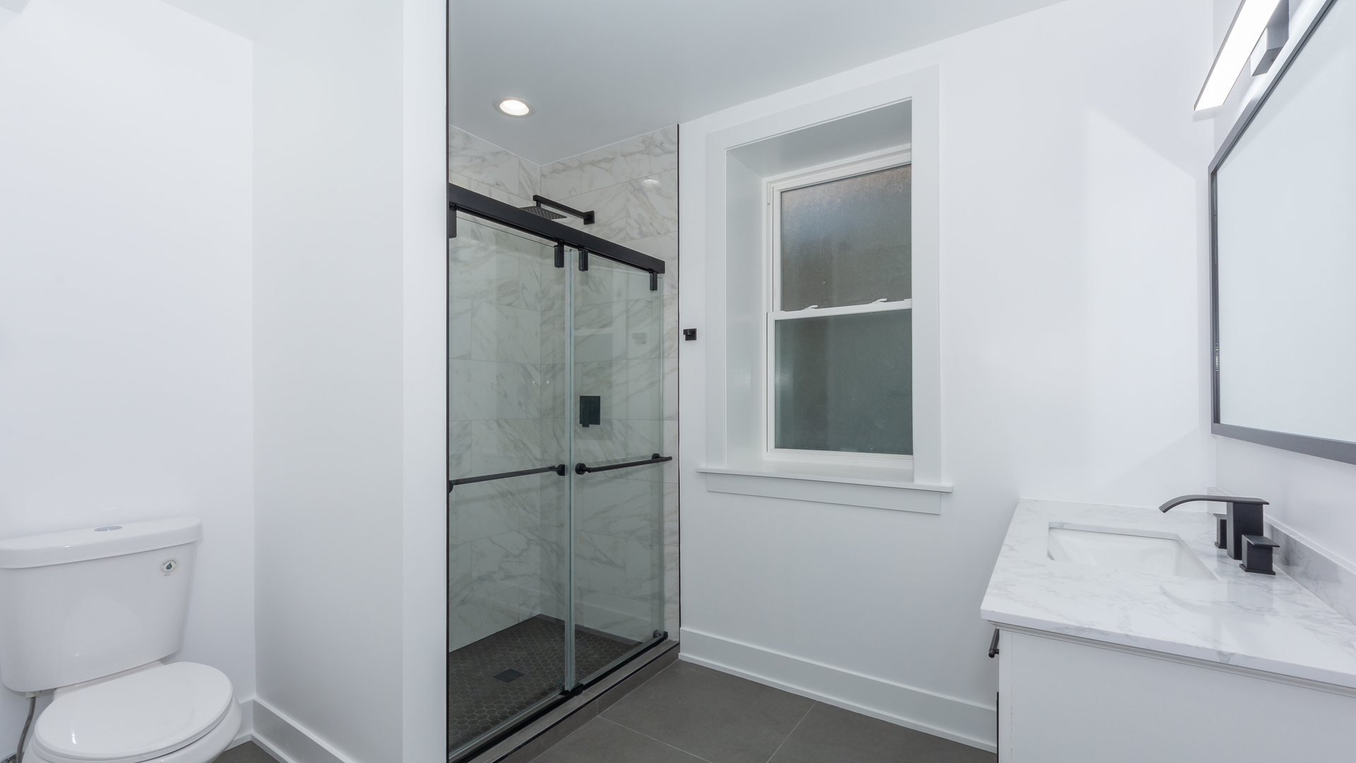 2036 N Hoyne Avenue Unit: 1