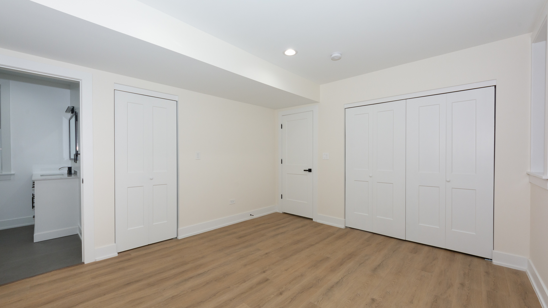 2036 N Hoyne Avenue Unit: 1