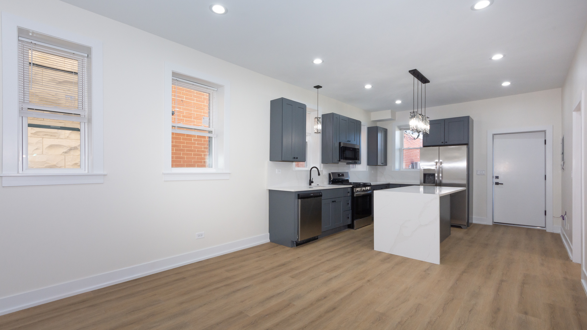 2036 N Hoyne Avenue Unit: 1