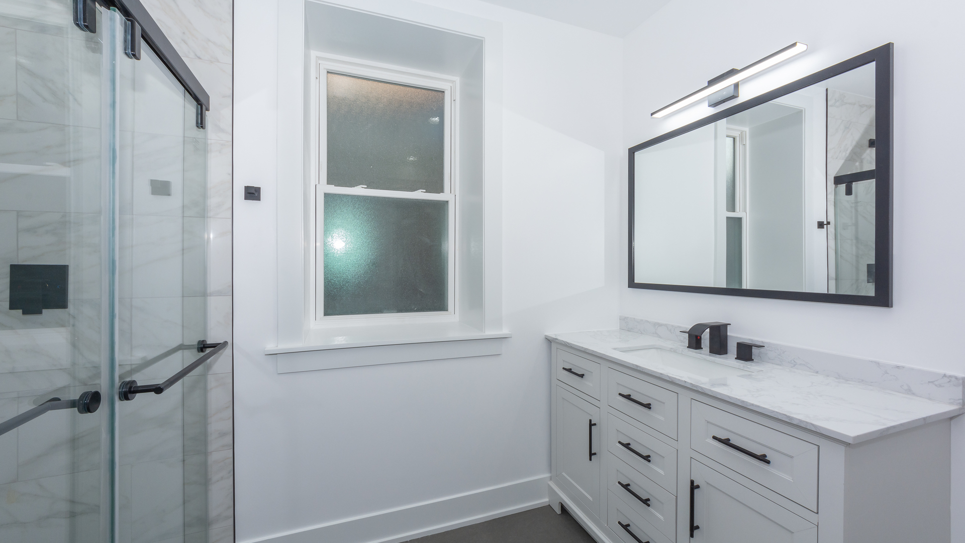 2036 N Hoyne Avenue Unit: 1