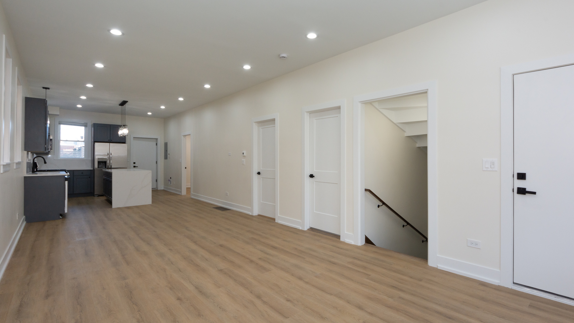 2036 N Hoyne Avenue Unit: 1