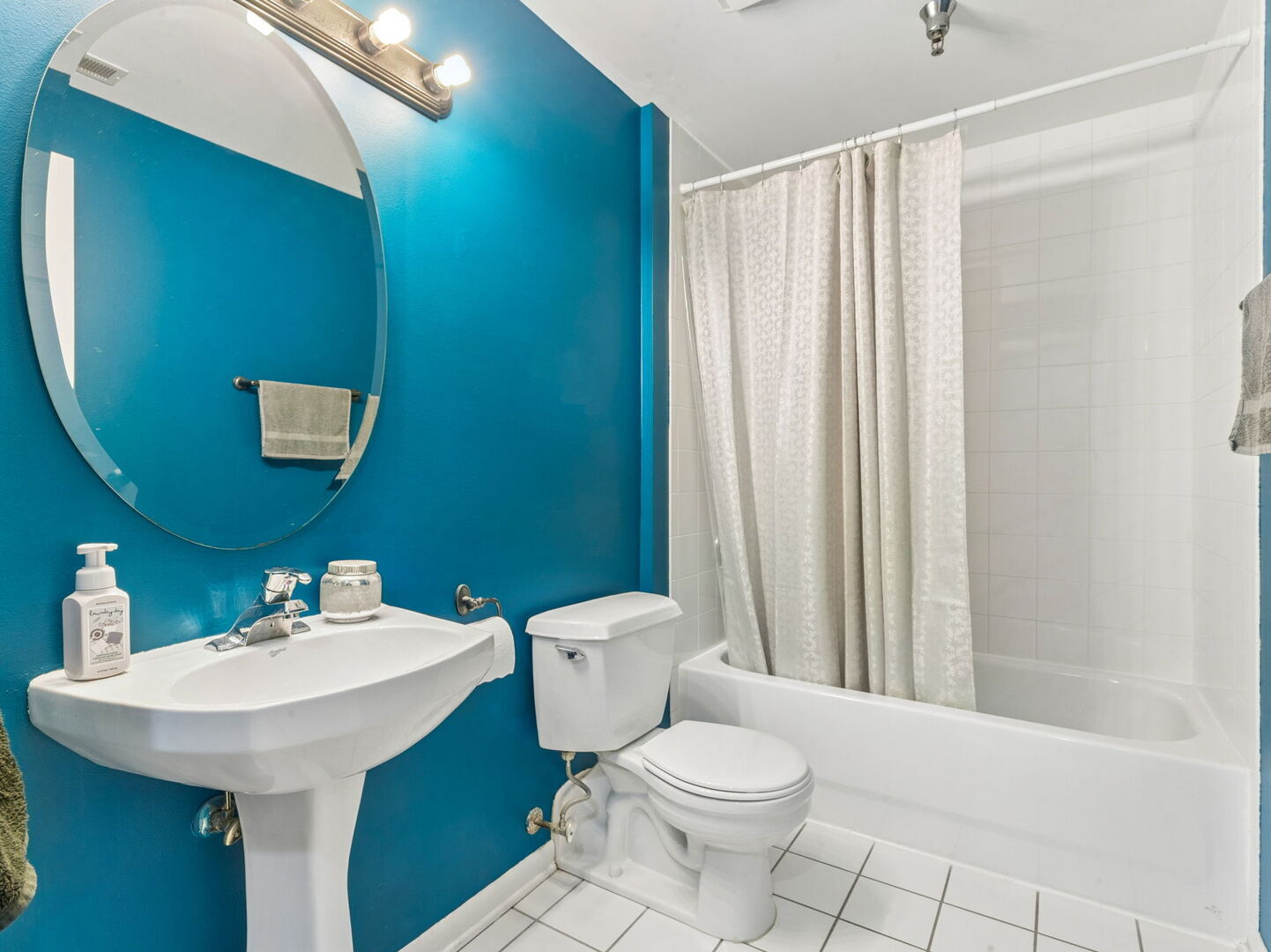 3303 GROVE Avenue Unit: 604