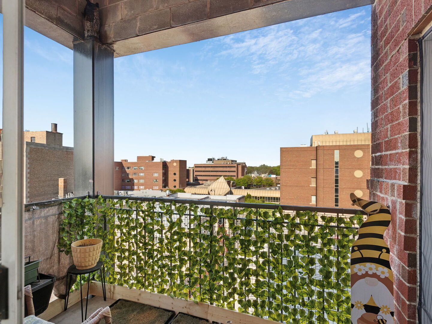 3303 GROVE Avenue Unit: 604