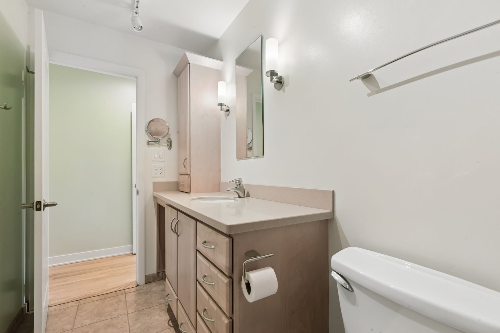 1333 Maple Avenue Unit: 5D