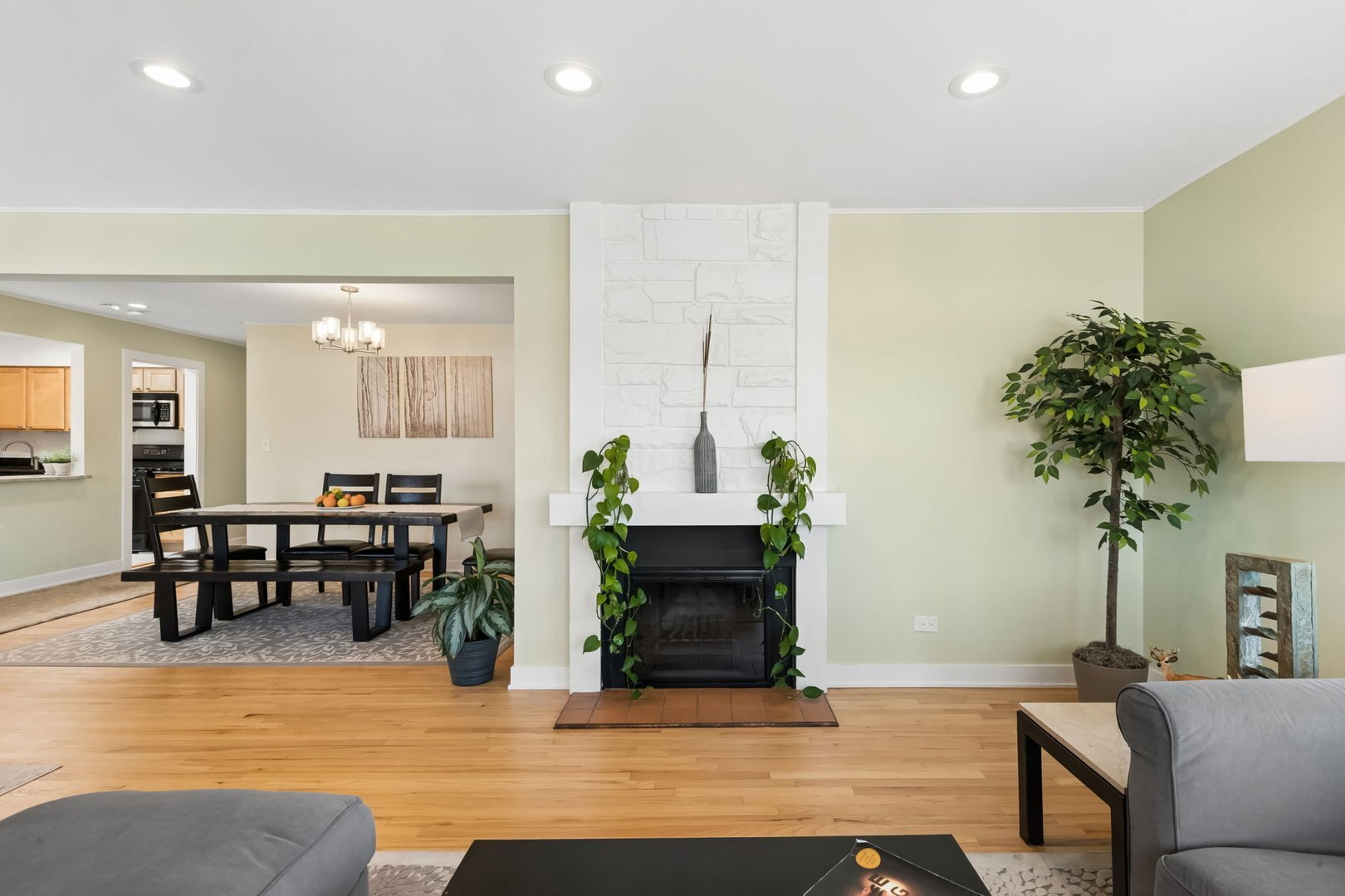 1333 Maple Avenue Unit: 5D