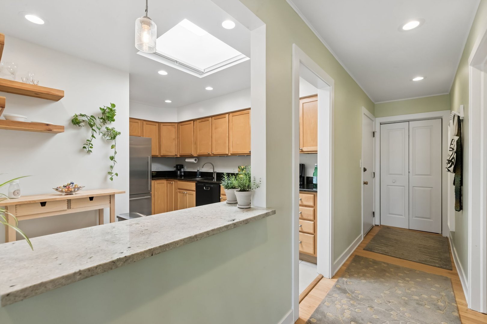 1333 Maple Avenue Unit: 5D