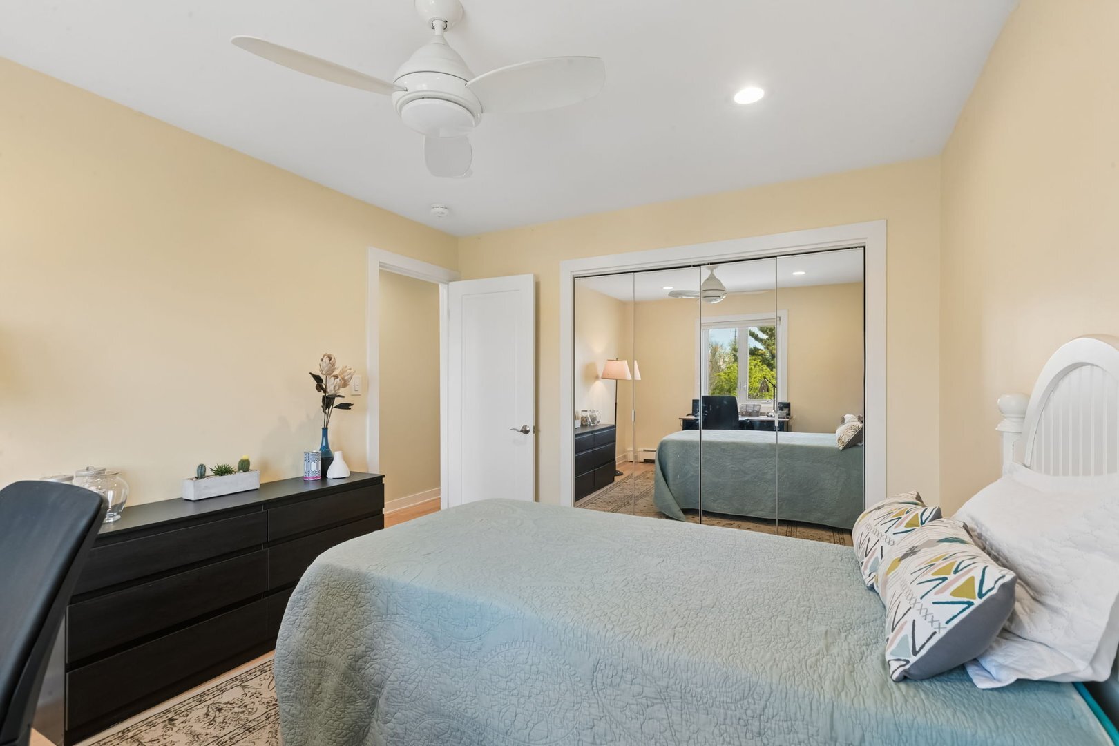 1333 Maple Avenue Unit: 5D