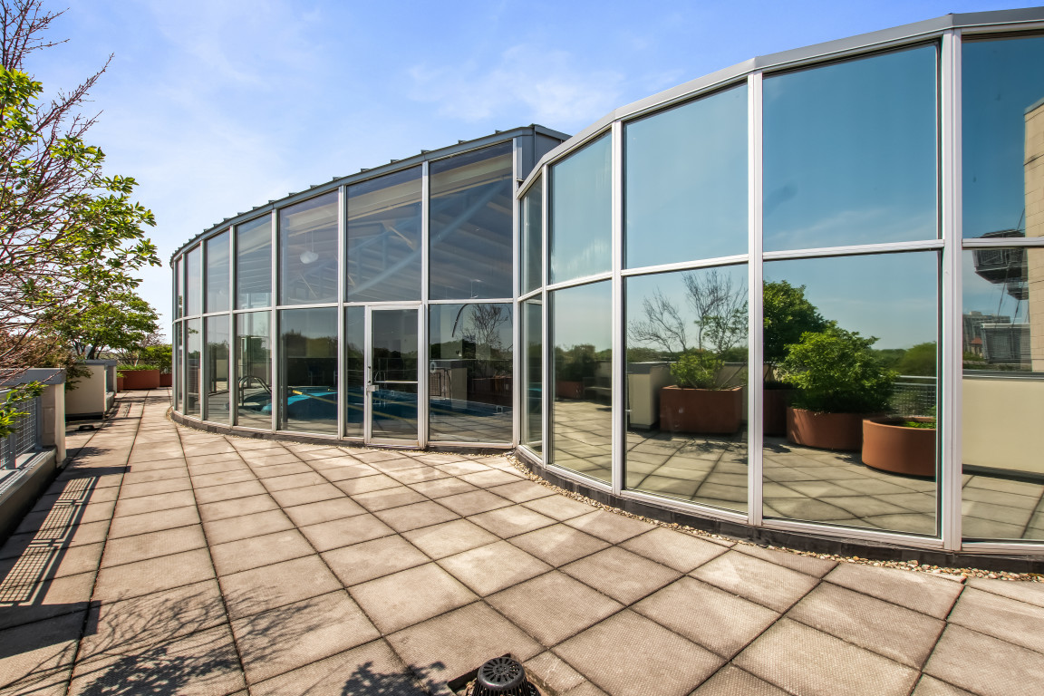 1210 Chicago Avenue Unit: 305B
