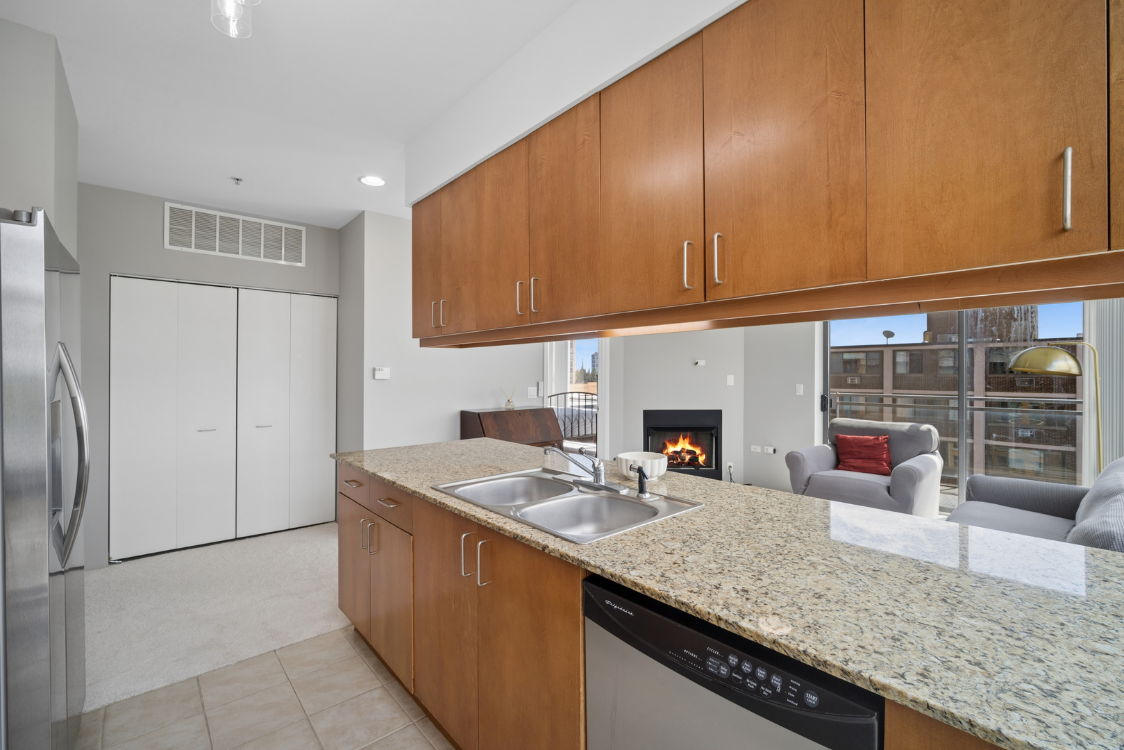 1720 Oak Avenue Unit: 711