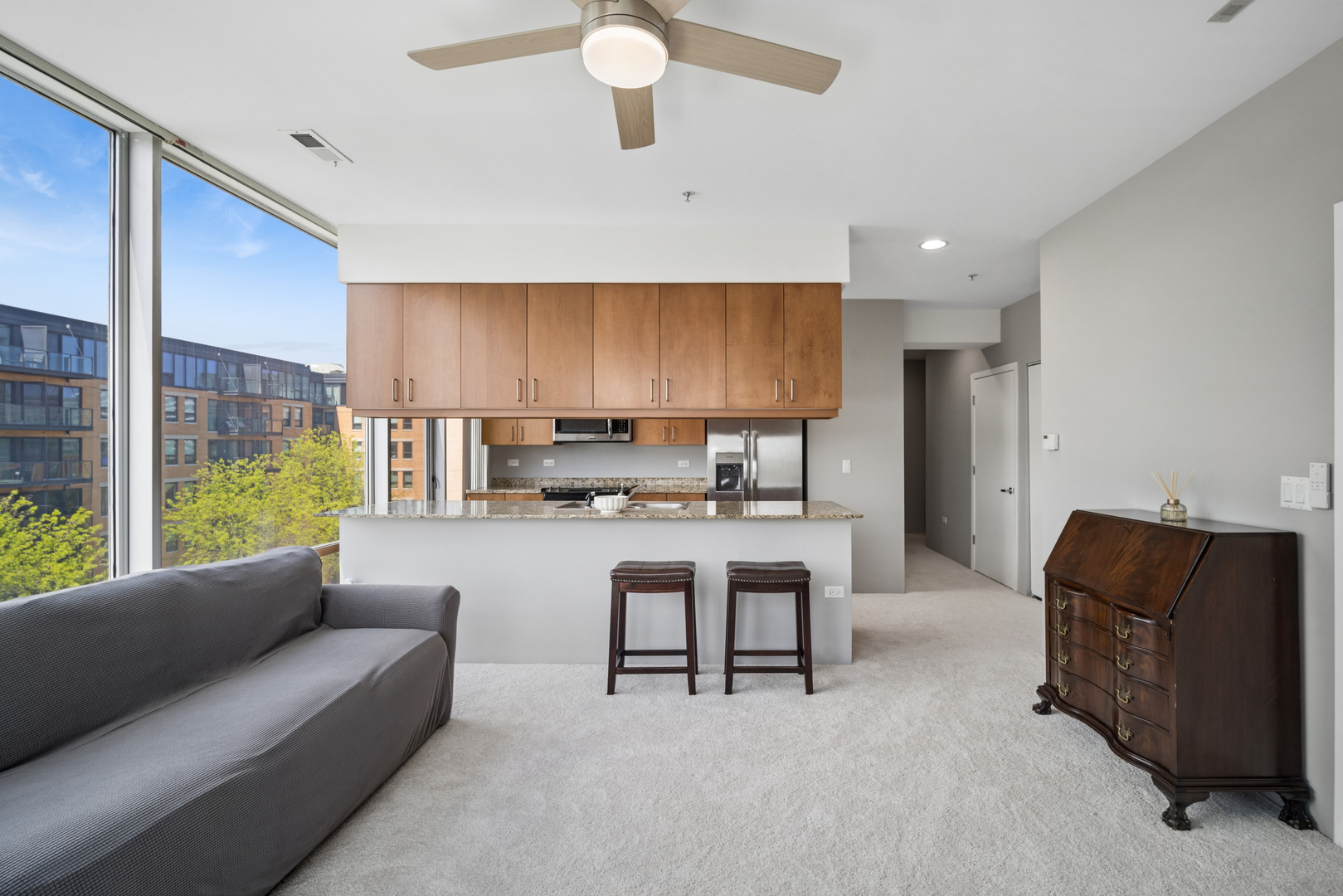 1720 Oak Avenue Unit: 711