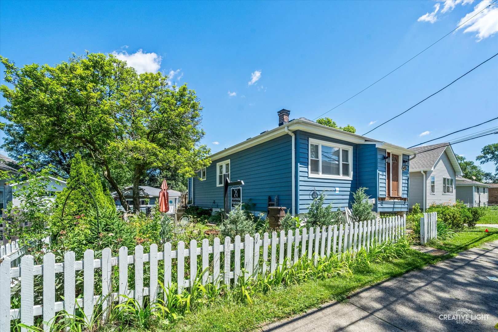 108 E Burlington Avenue