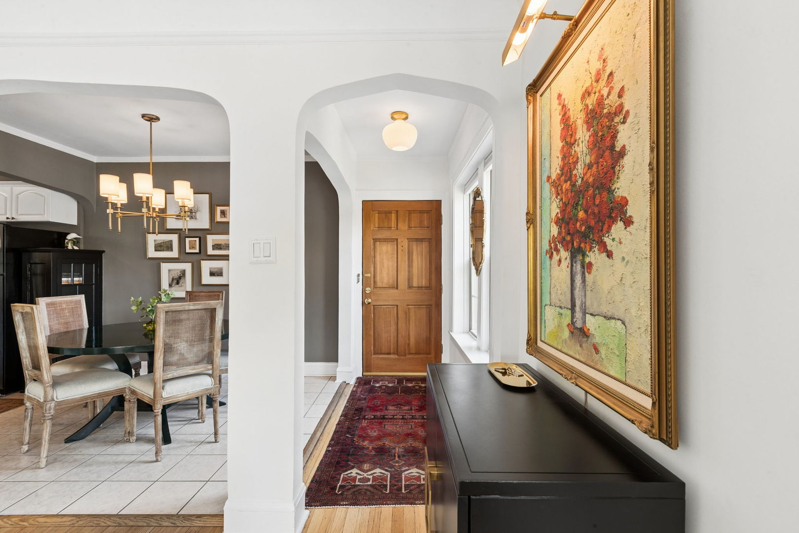 1956 W Melrose Street Unit: 202