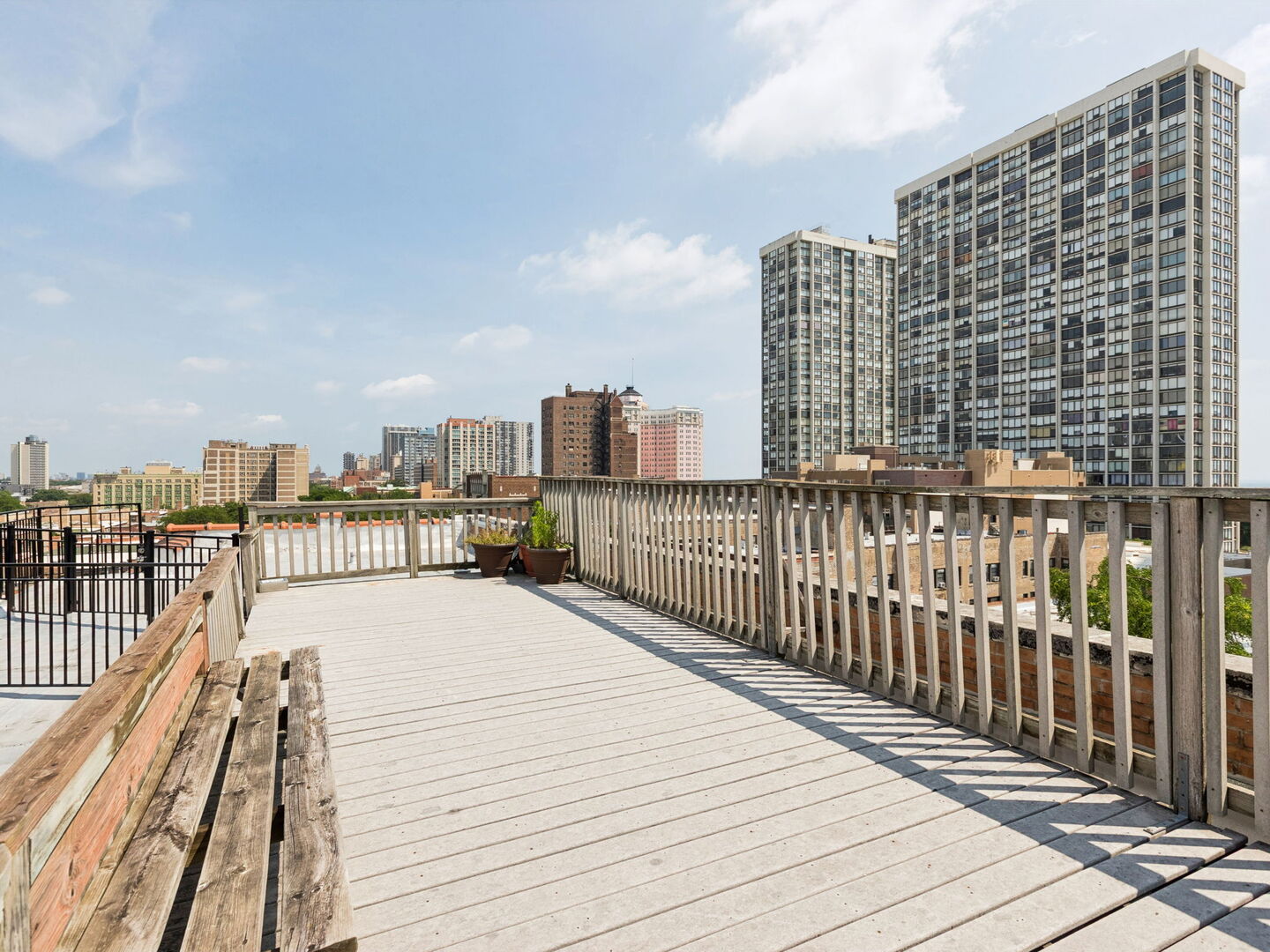1044 W Balmoral Avenue Unit: 4C