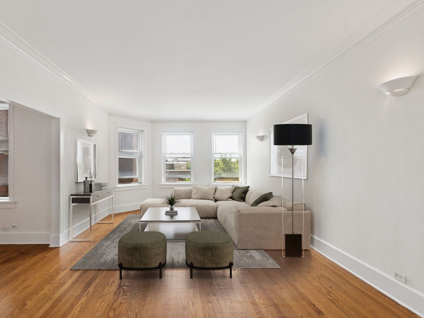 1044 W Balmoral Avenue Unit: 4C