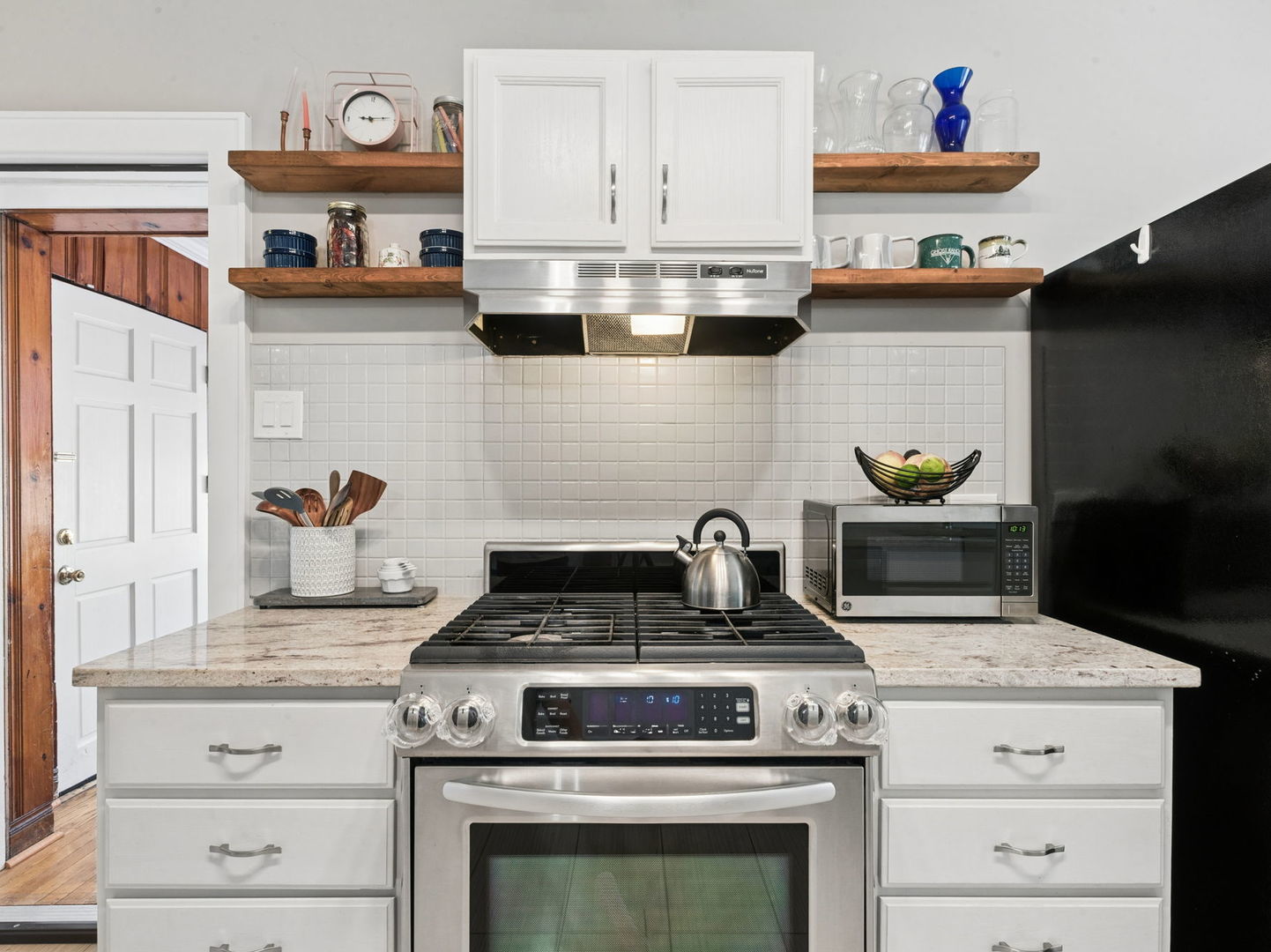 7358 N Damen Avenue Unit: 2N