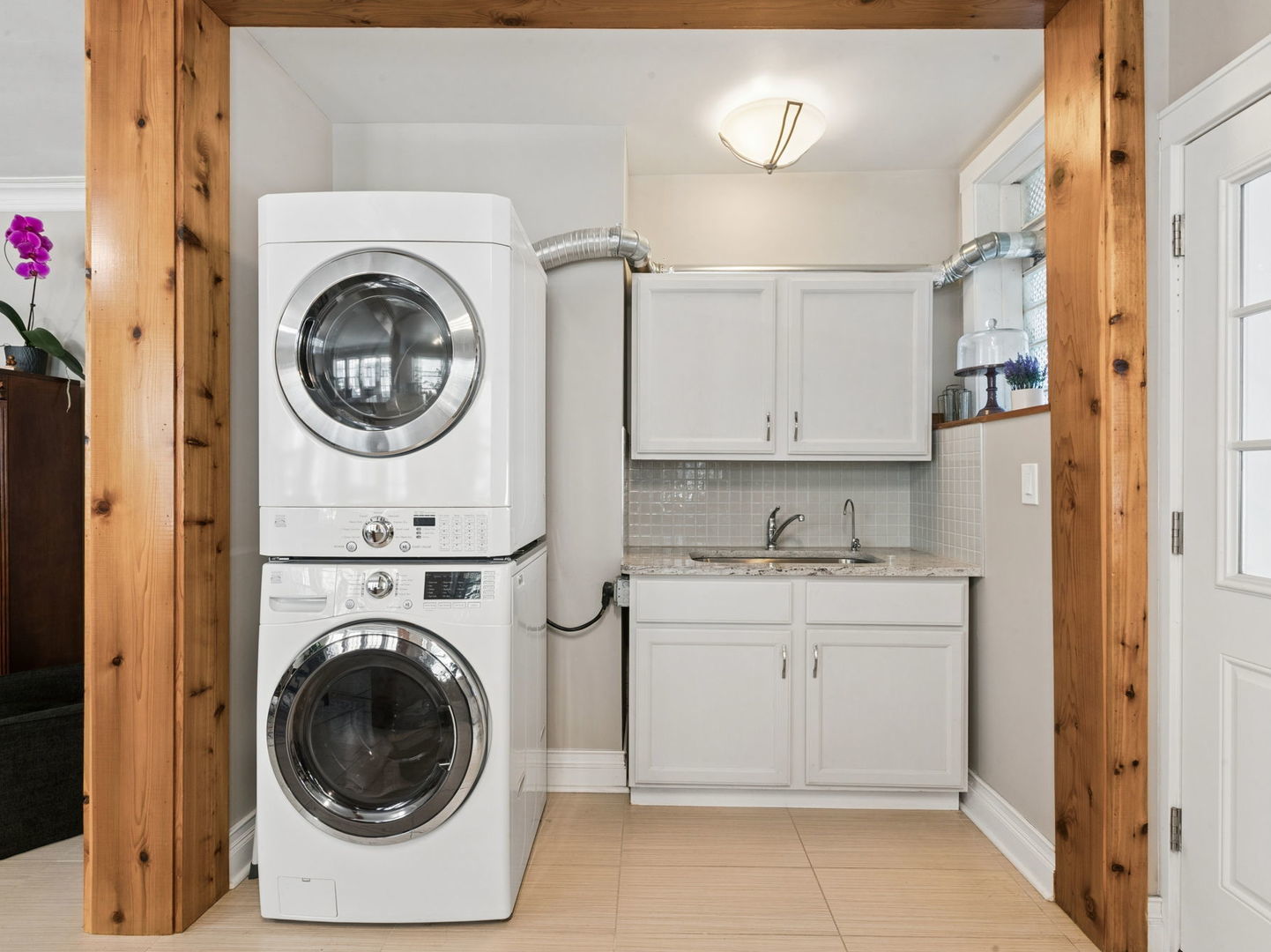 7358 N Damen Avenue Unit: 2N
