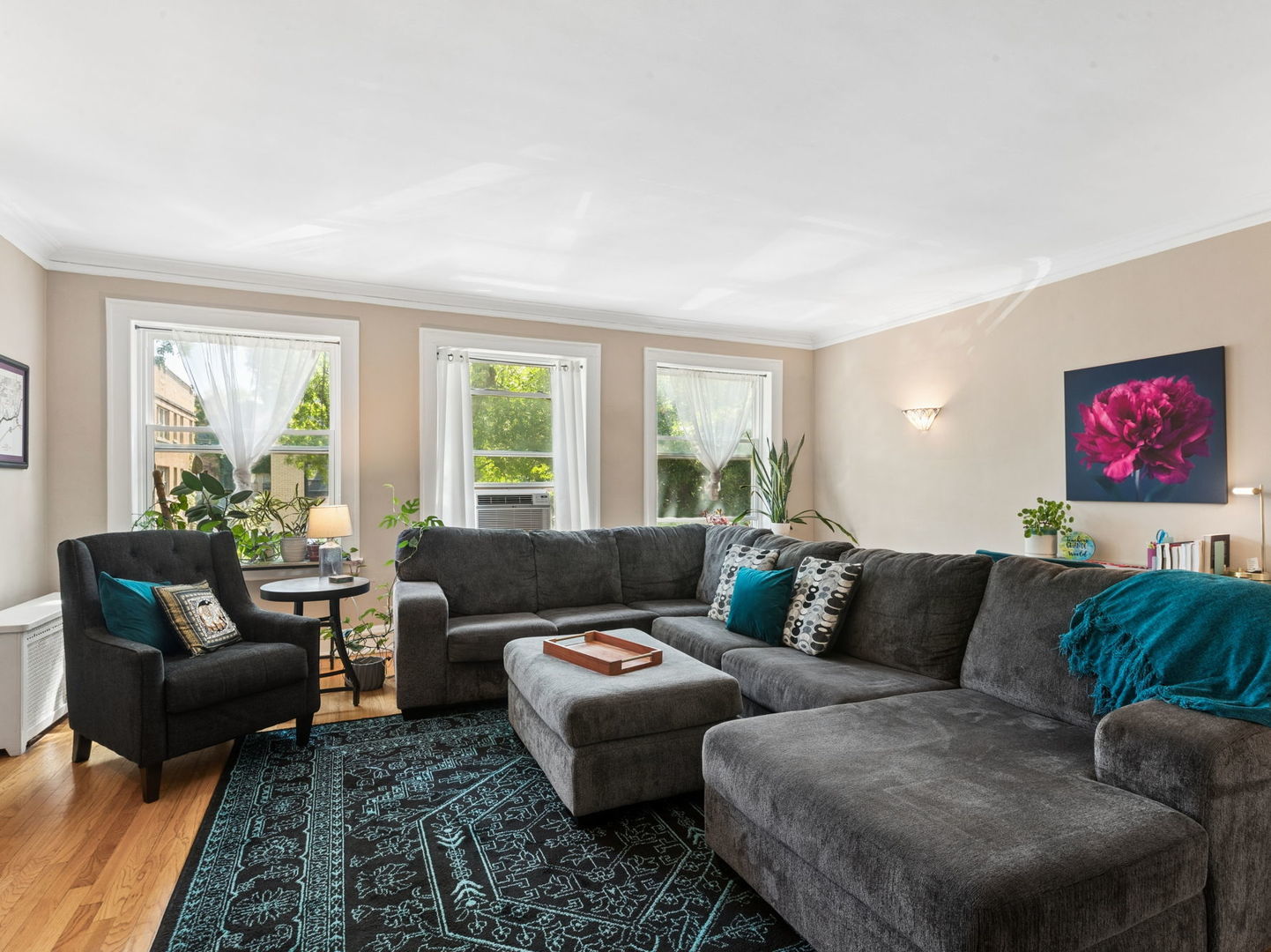 7358 N Damen Avenue Unit: 2N