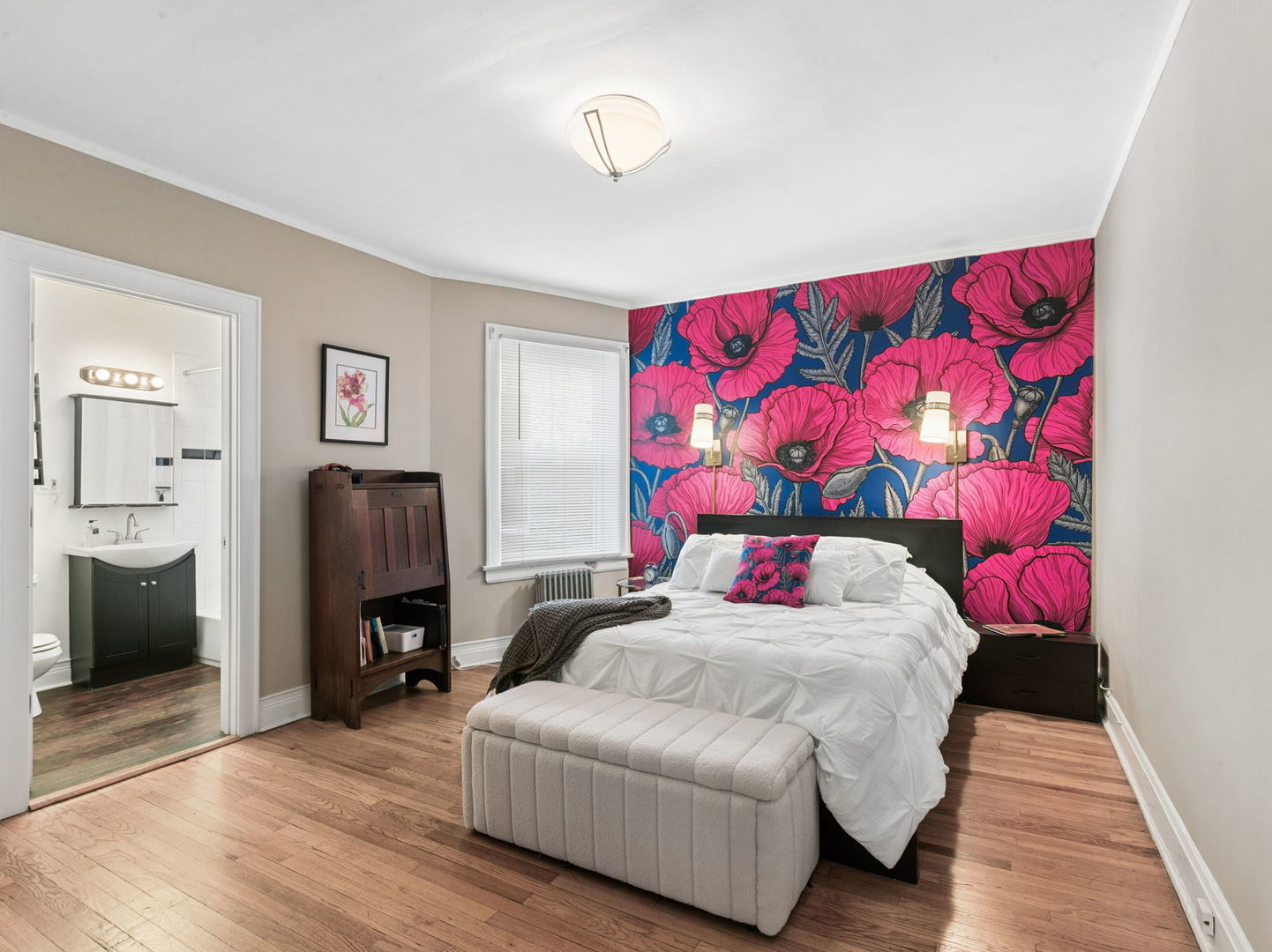 7358 N Damen Avenue Unit: 2N