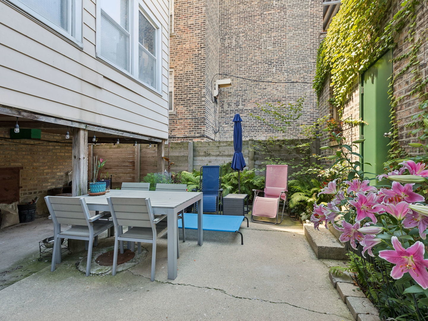 7358 N Damen Avenue Unit: 2N