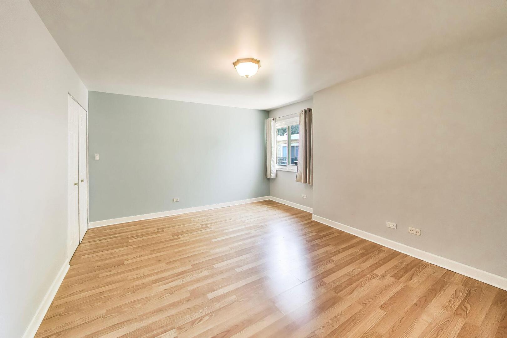 717 Seward Street Unit: 3E