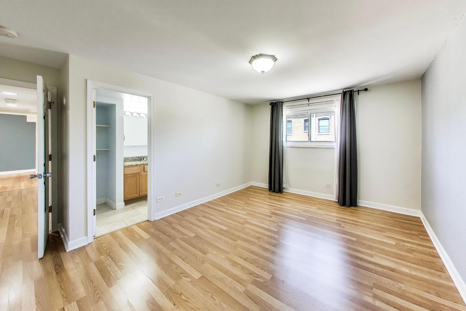 717 Seward Street Unit: 3E