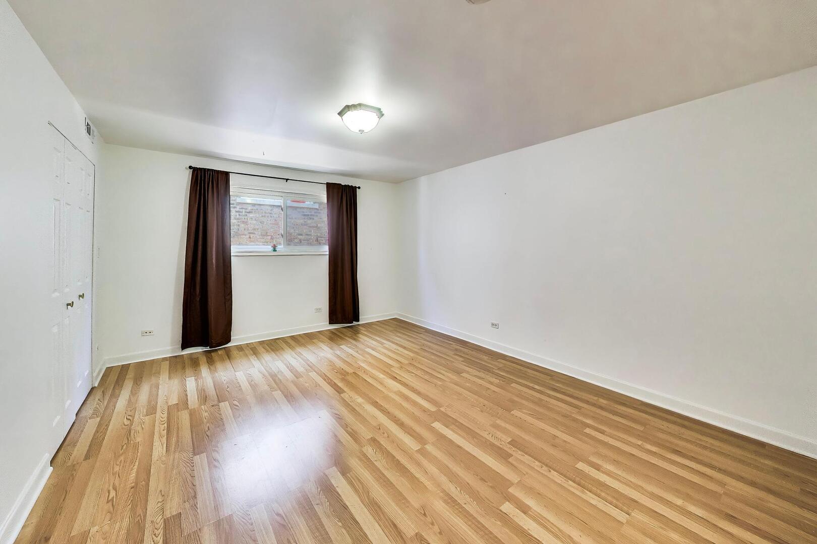 717 Seward Street Unit: 3E