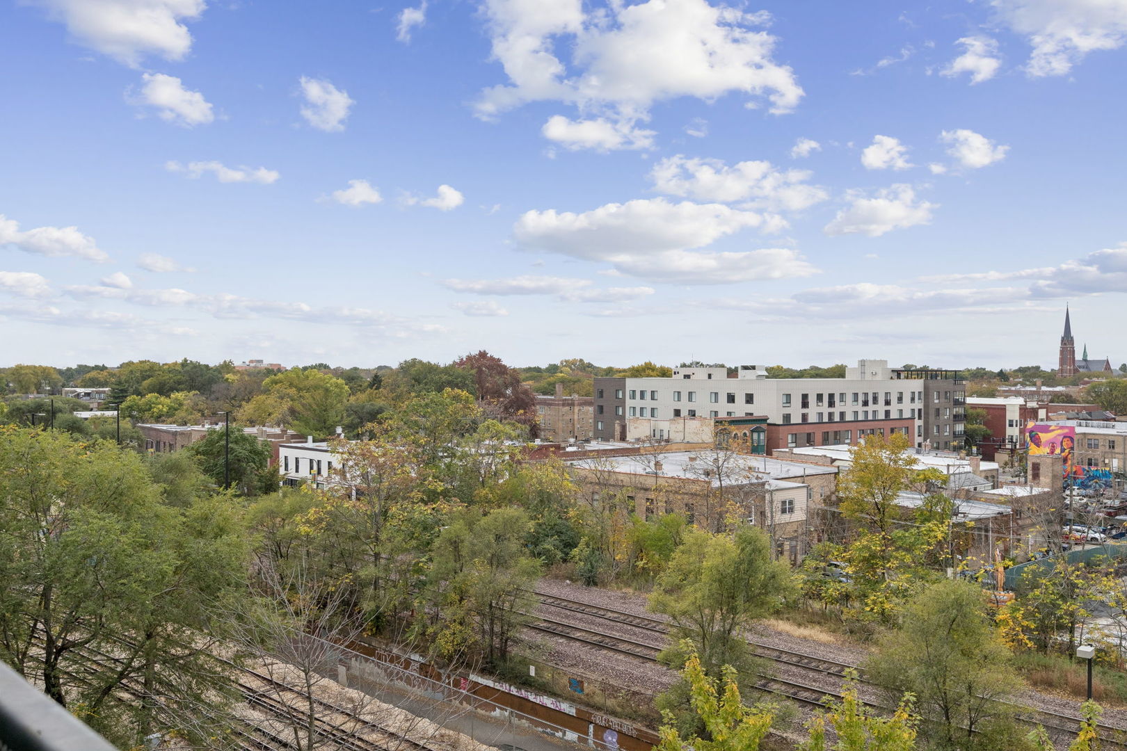 900 Chicago Avenue Unit: 616
