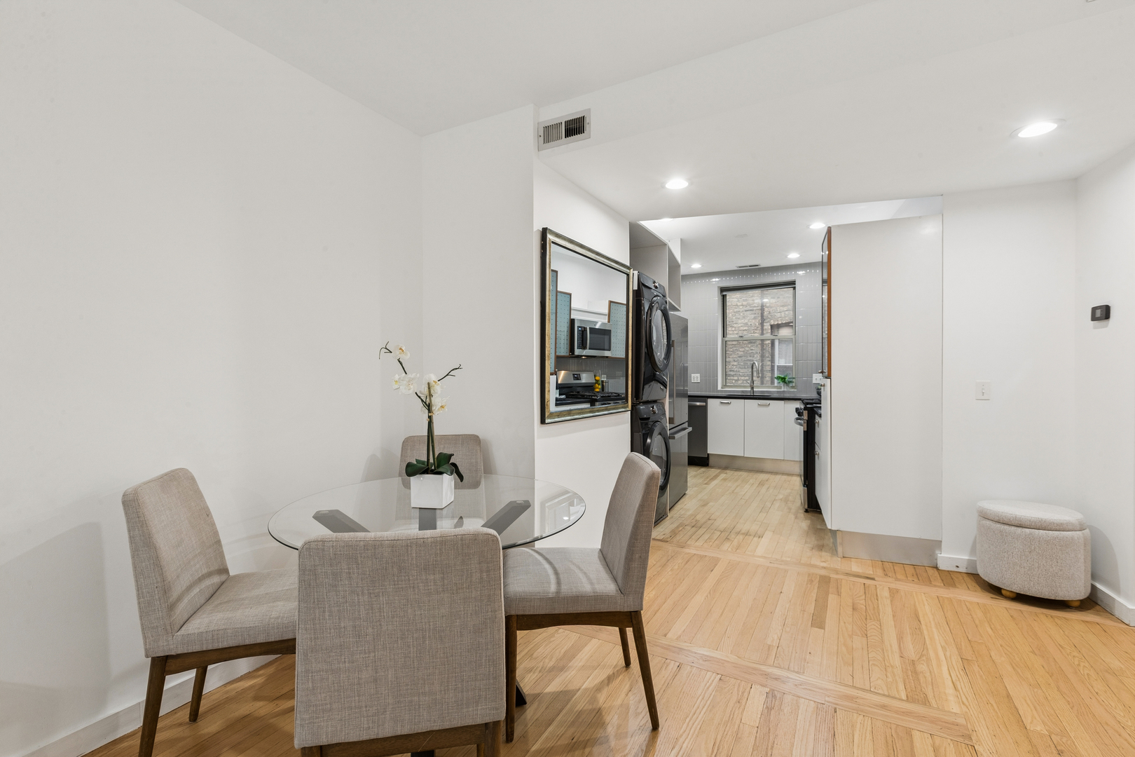 136 Clyde Avenue Unit: 2S