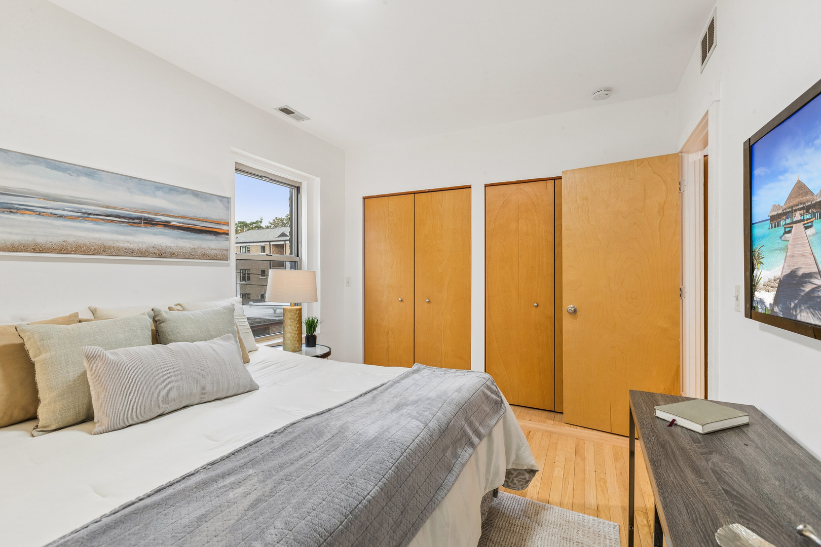 136 Clyde Avenue Unit: 2S