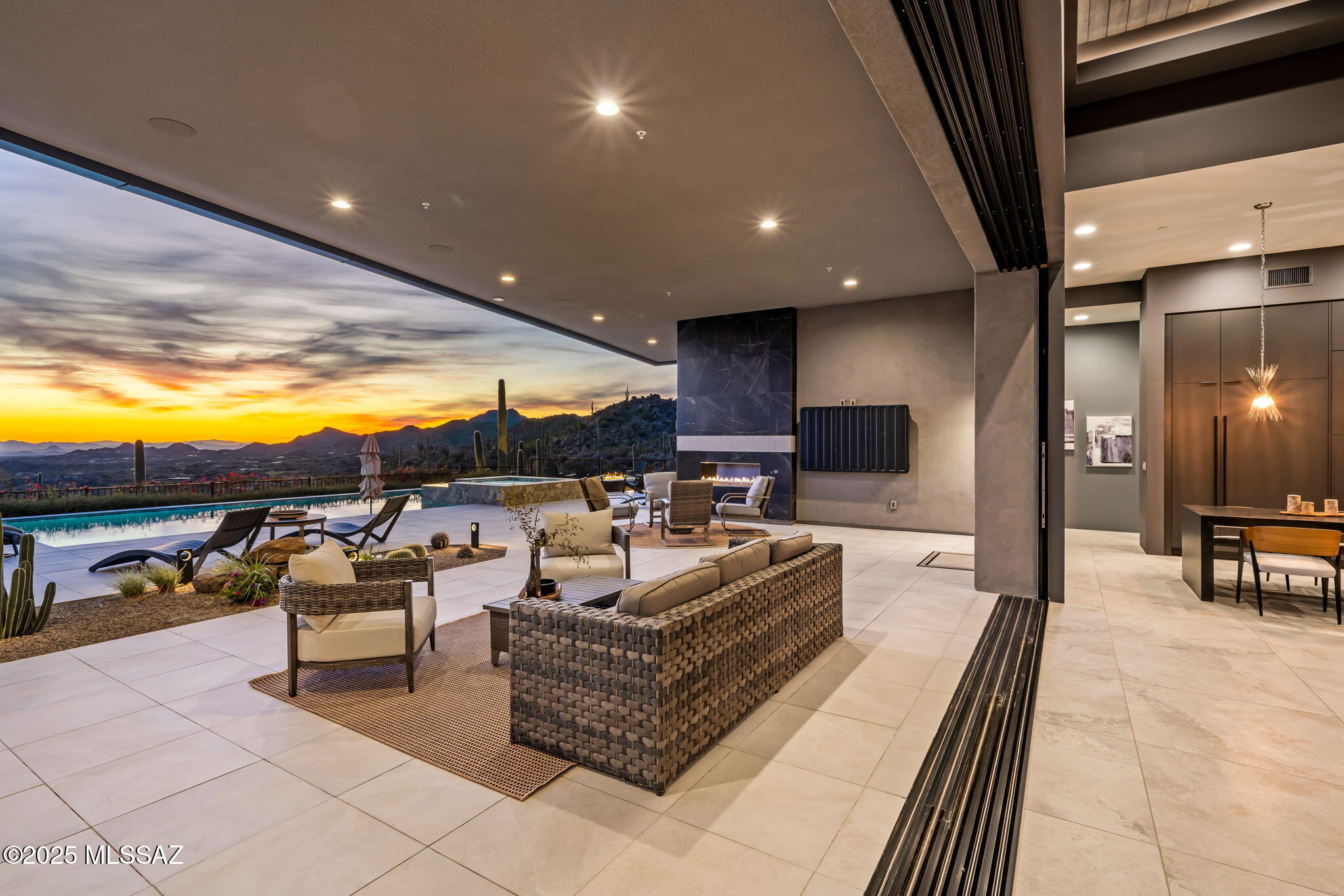 1313 W Tortolita Mountain Circle