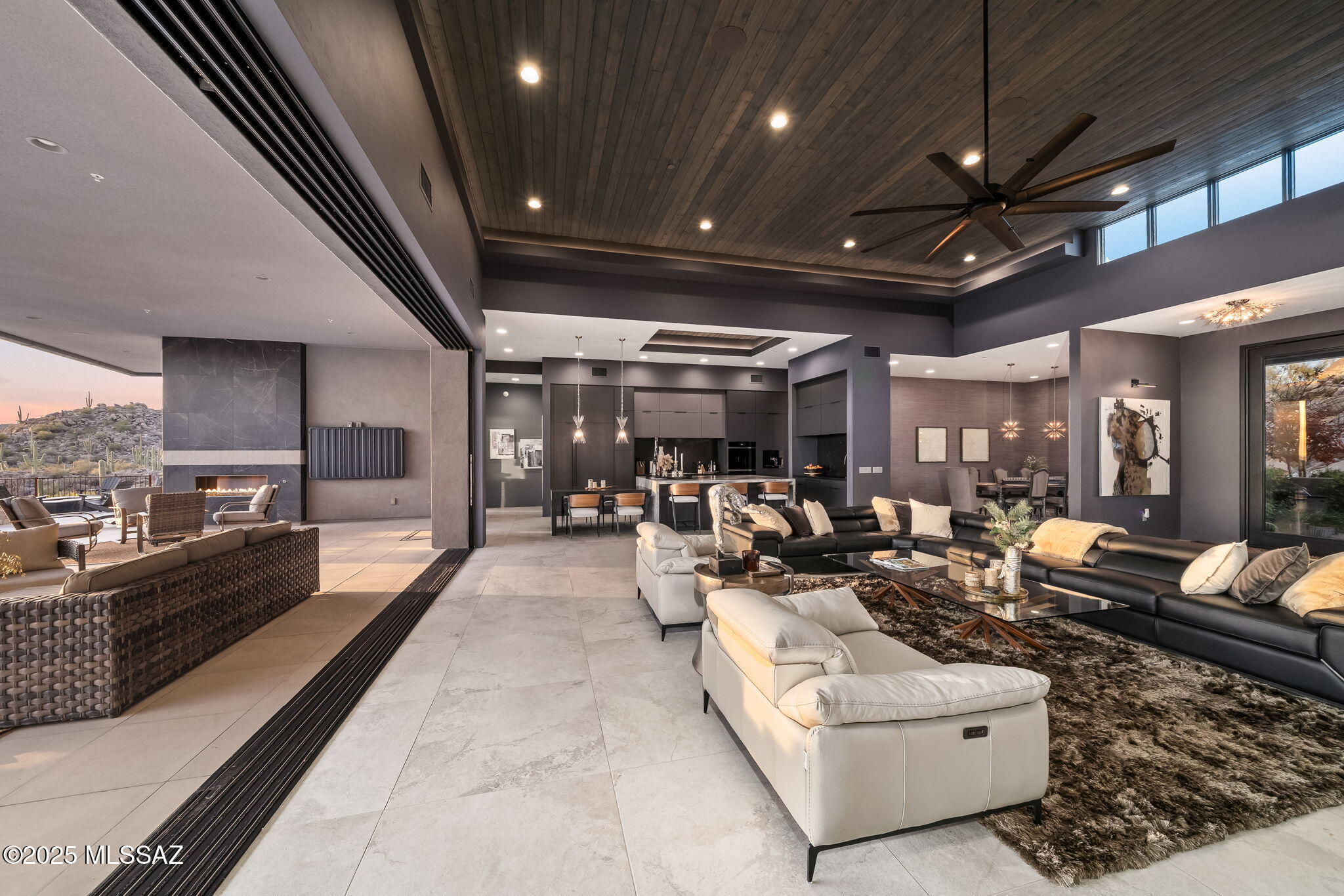 1313 W Tortolita Mountain Circle