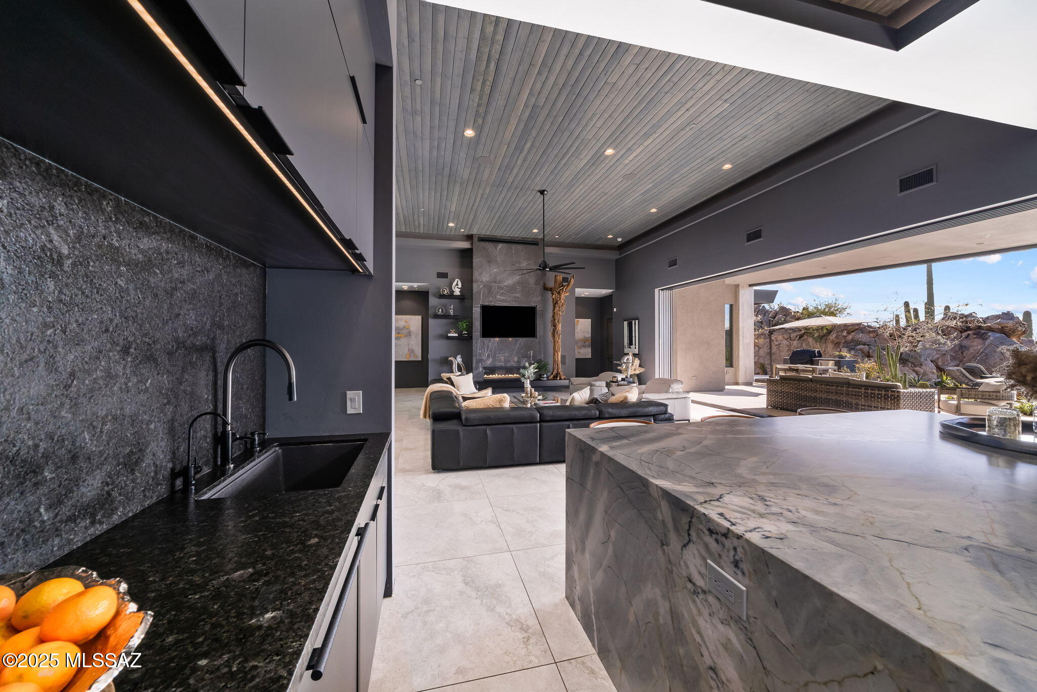 1313 W Tortolita Mountain Circle