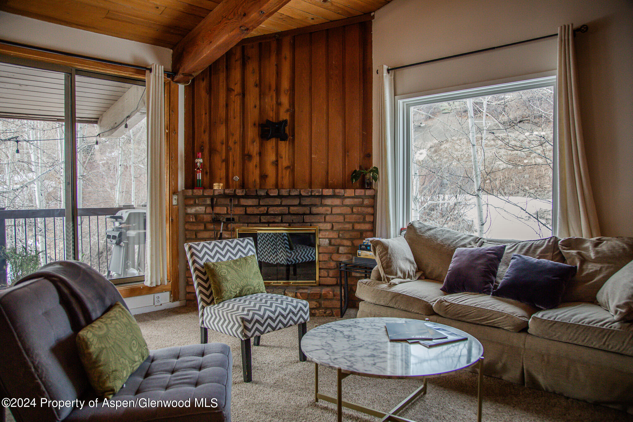35 Upper Woodbridge Road, 1CD