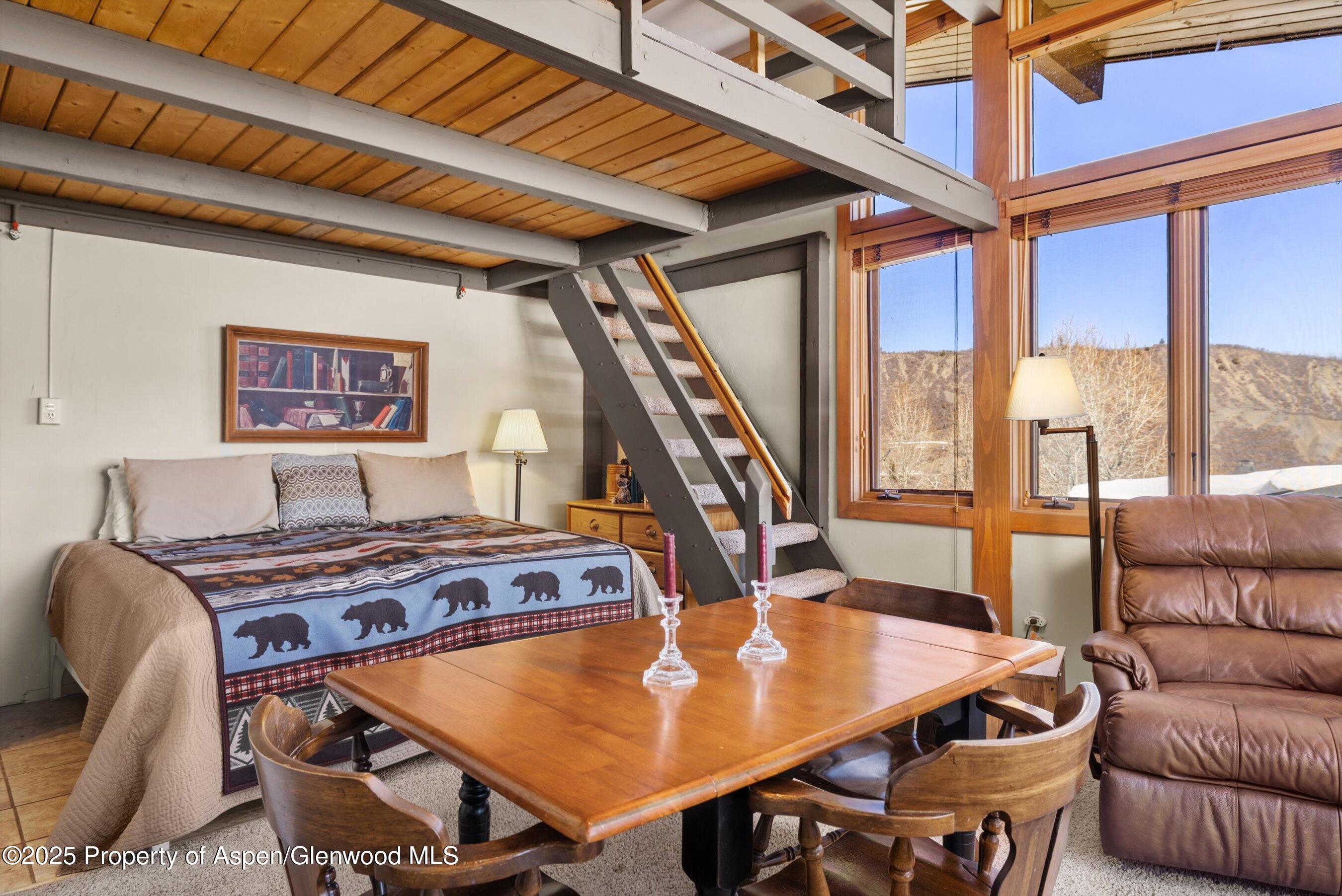 600 CARRIAGE Way, J-10