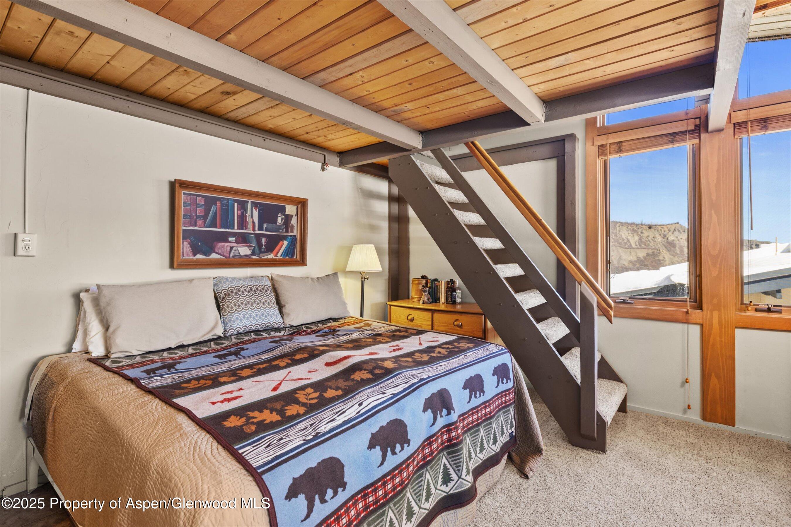 600 CARRIAGE Way, J-10