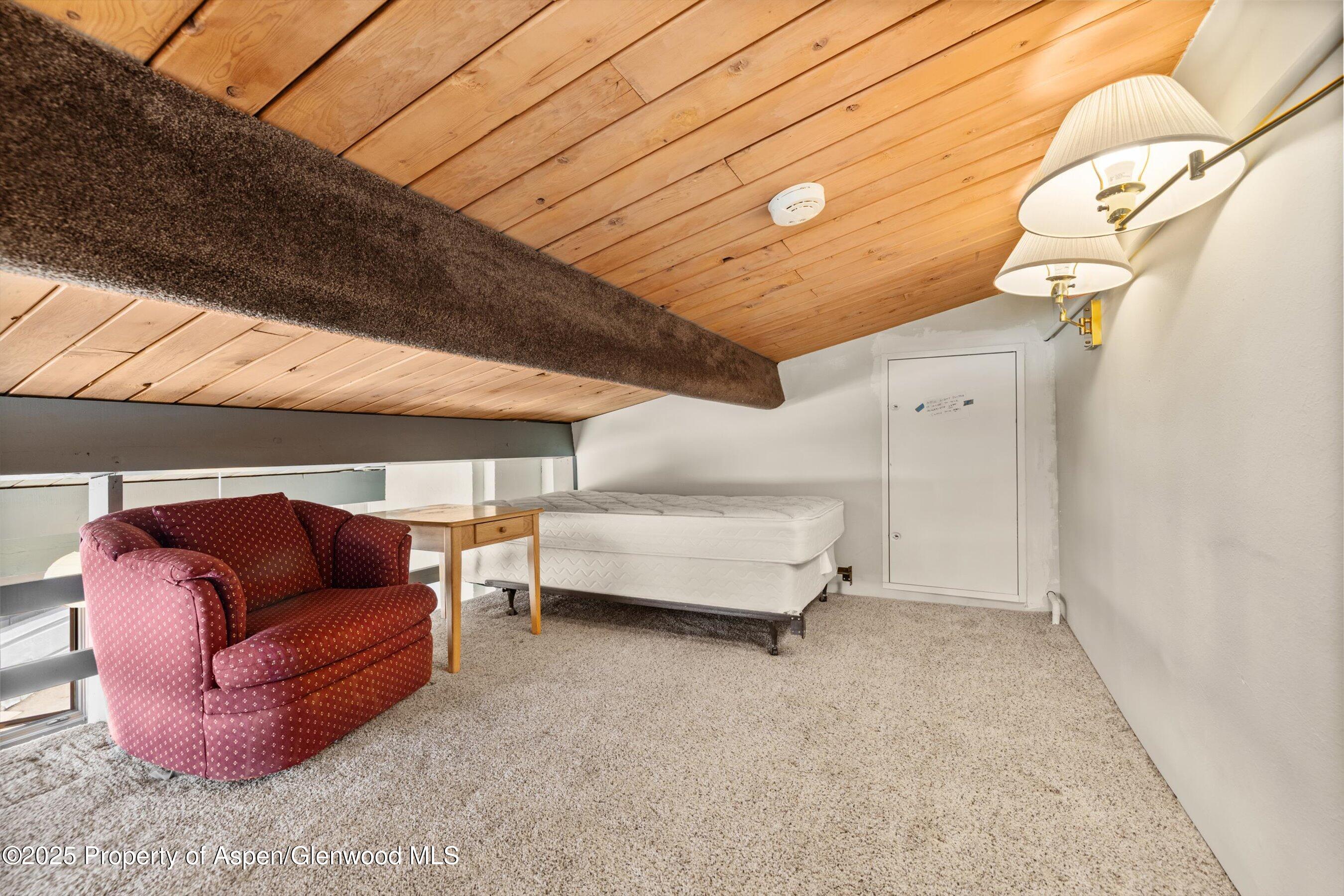 600 CARRIAGE Way, J-10