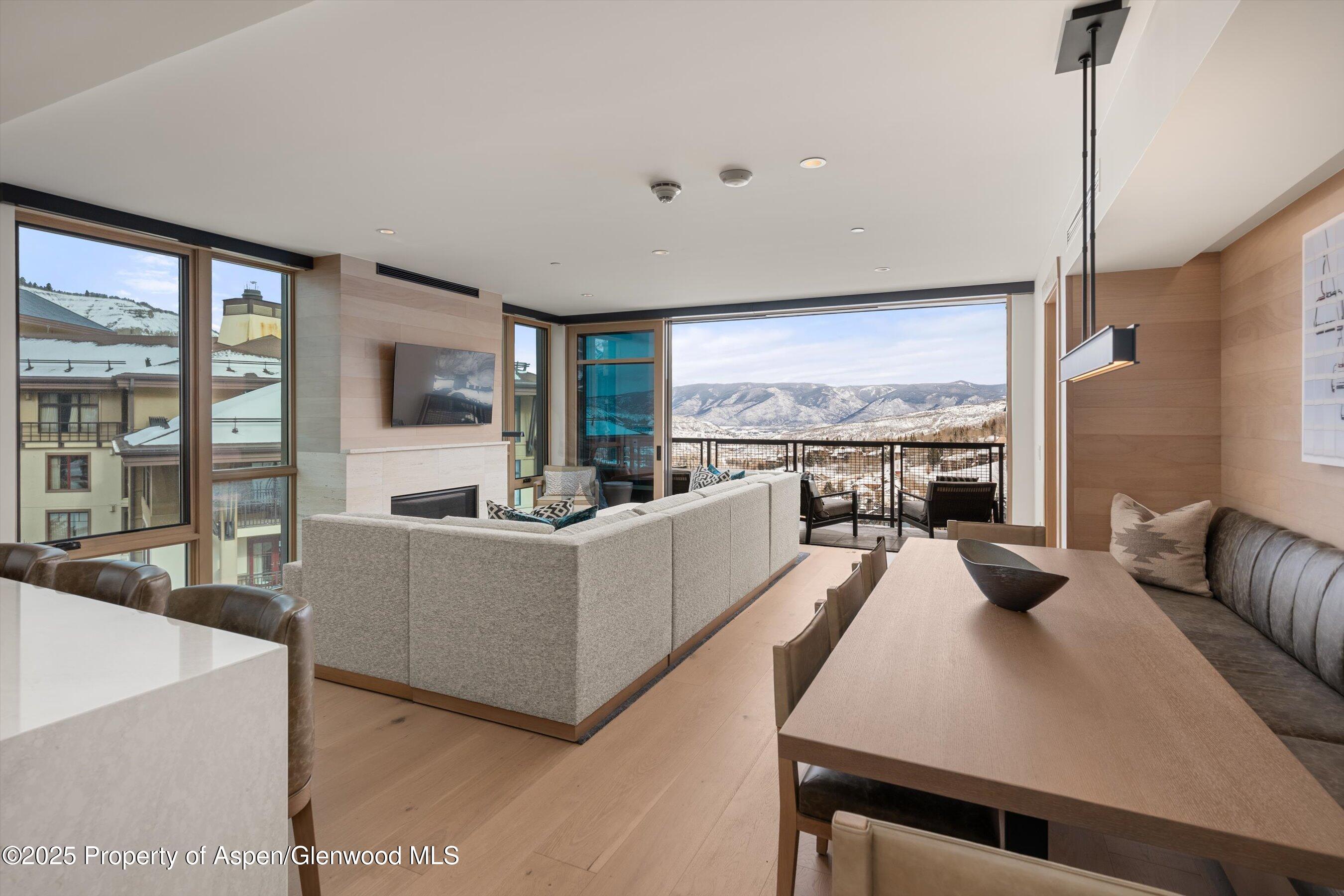 130 Wood Road, 552-554