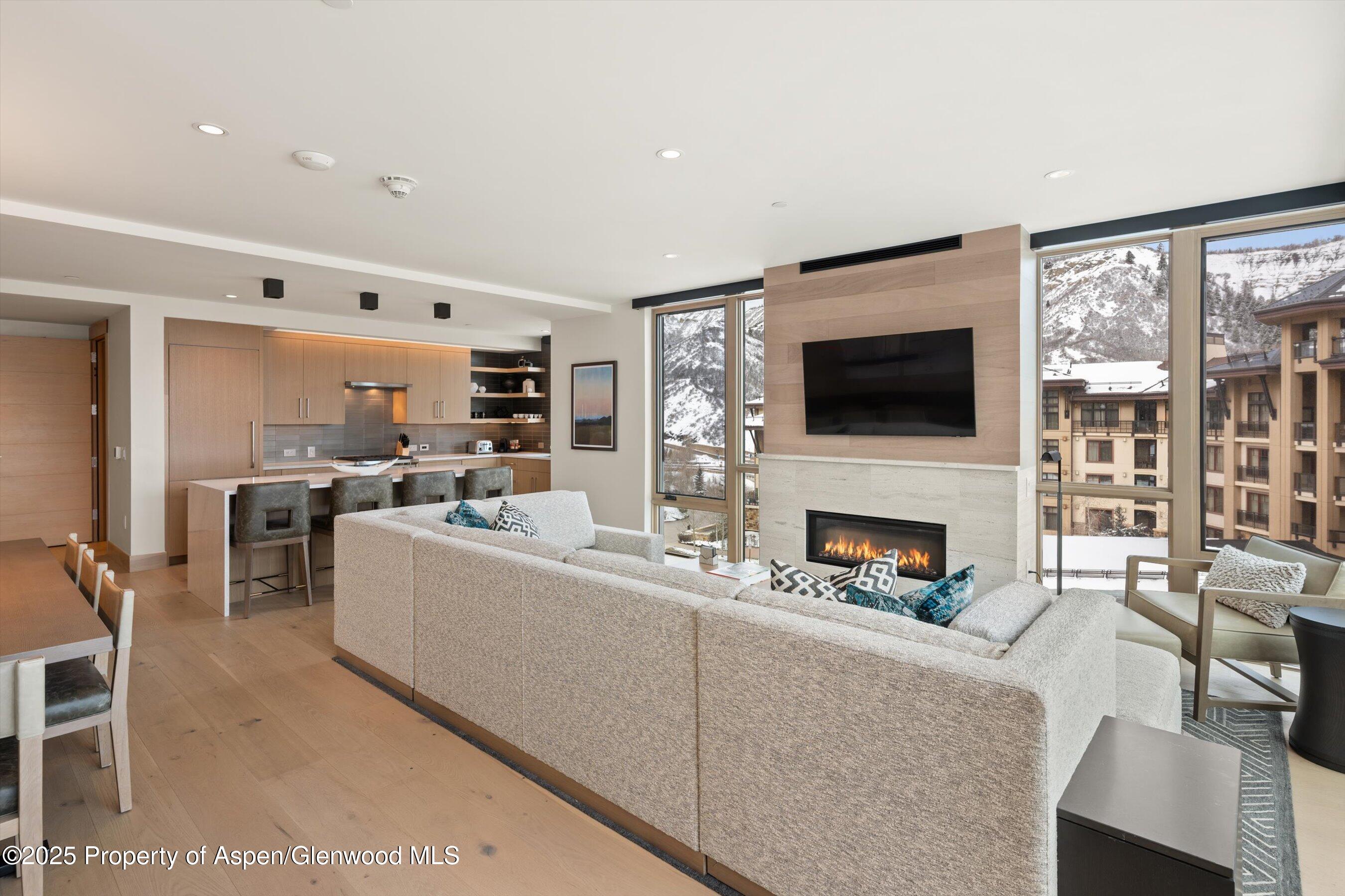 130 Wood Road, 552-554