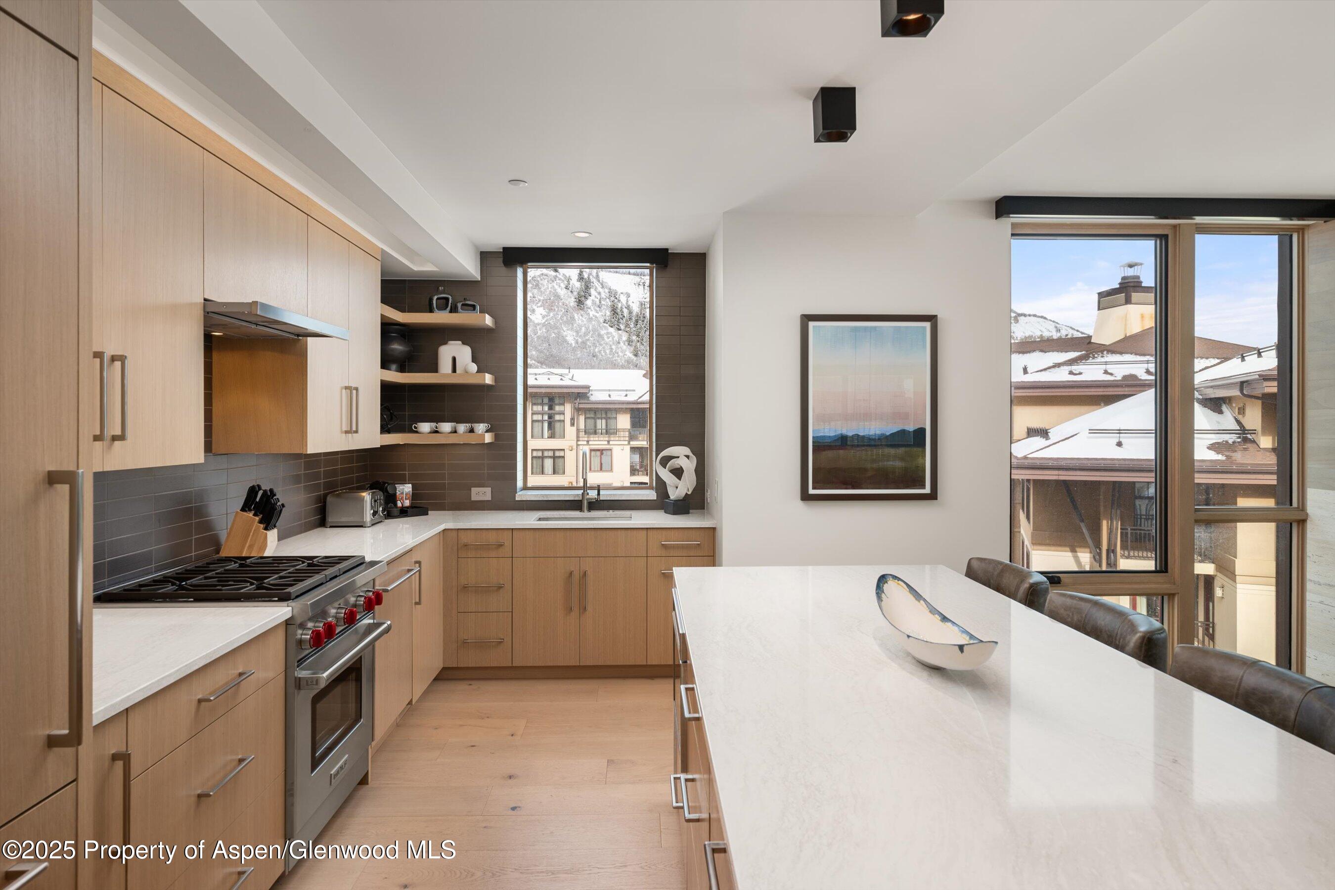 130 Wood Road, 552-554