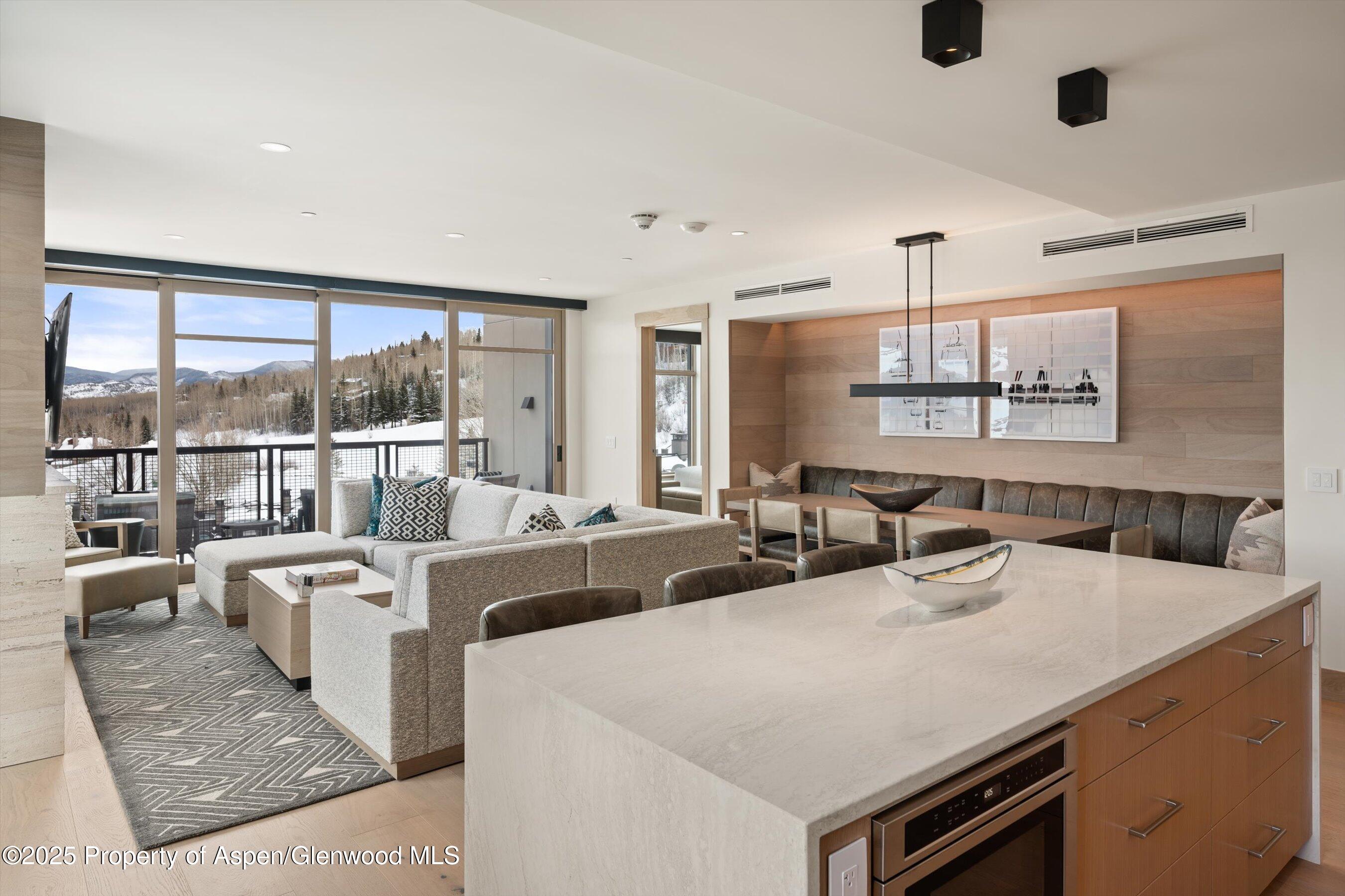 130 Wood Road, 552-554