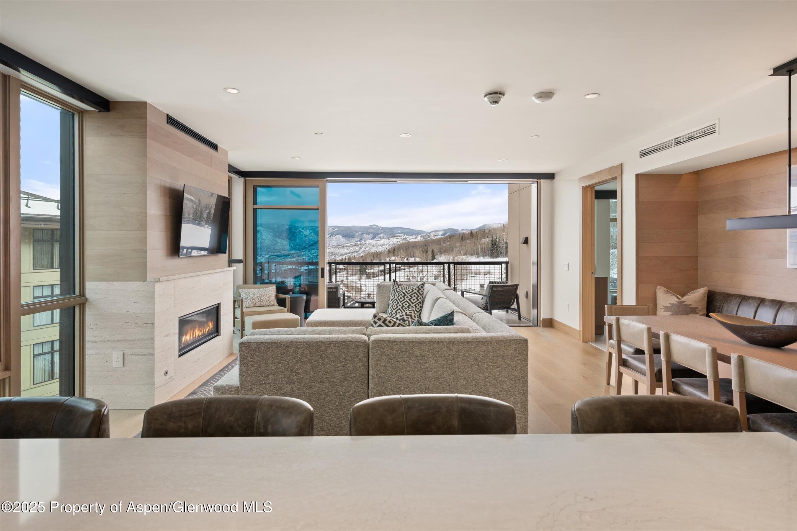 130 Wood Road, 552-554