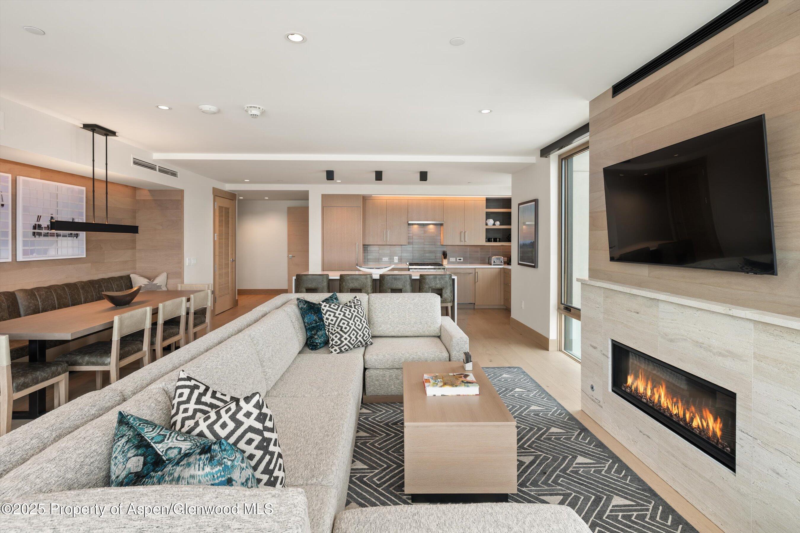 130 Wood Road, 552-554